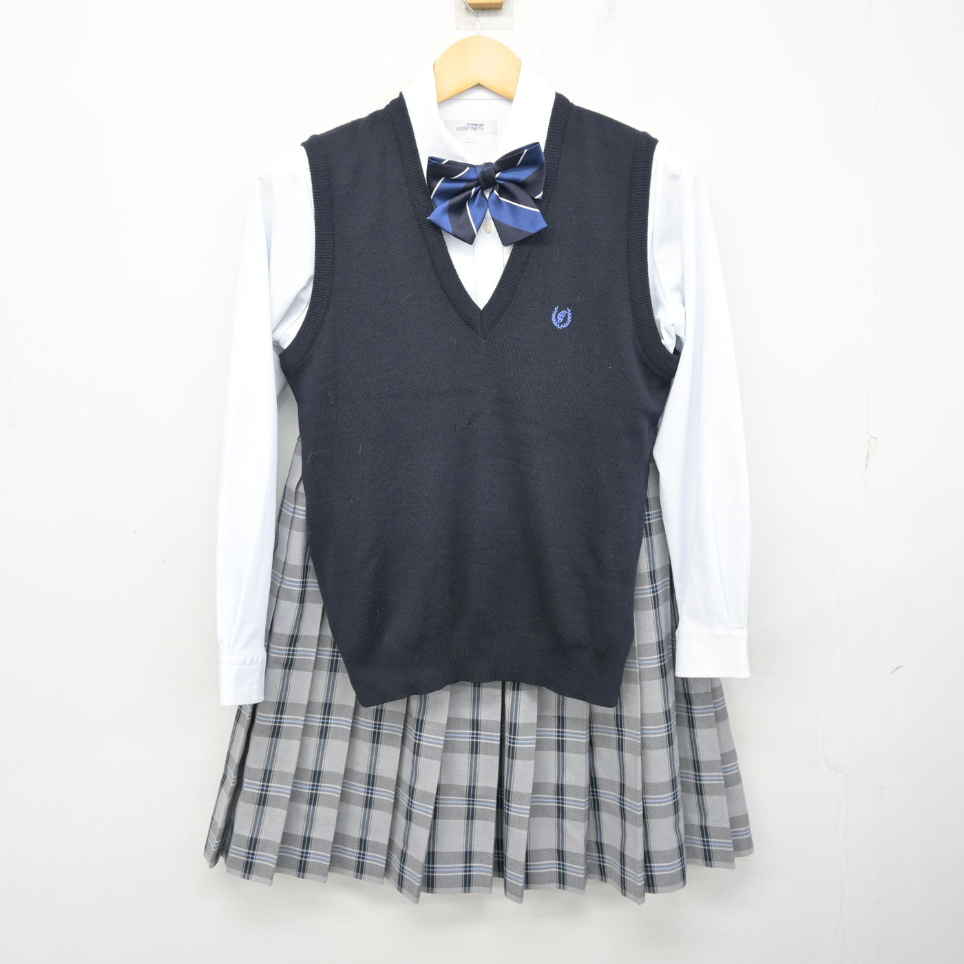 【中古】福岡県 遠賀高等学校 女子制服 5点 (ブレザー・ニットベスト・シャツ・スカート) sf101304