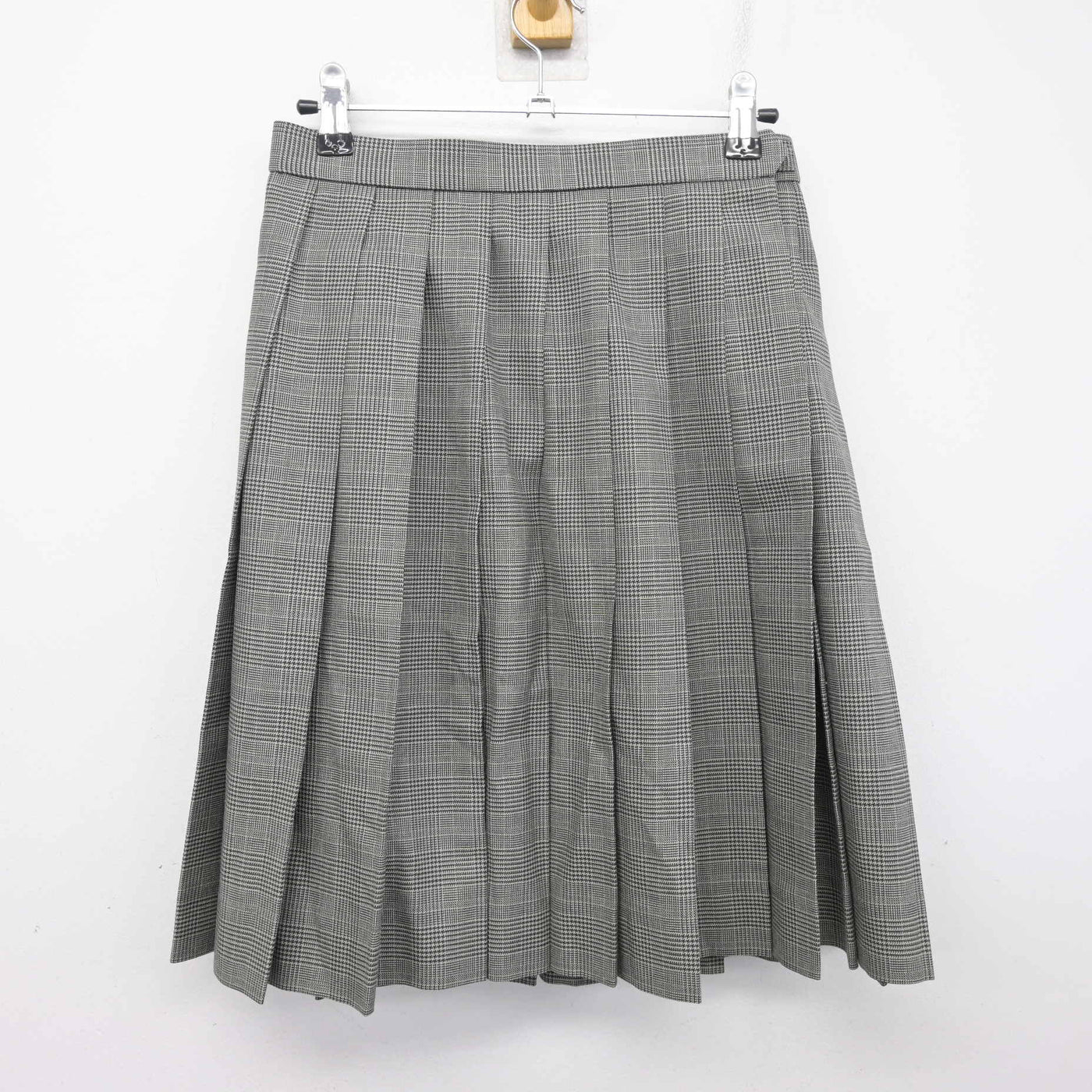 【中古】神奈川県 横浜創英高等学校 女子制服 3点 (ブレザー・スカート) sf101324