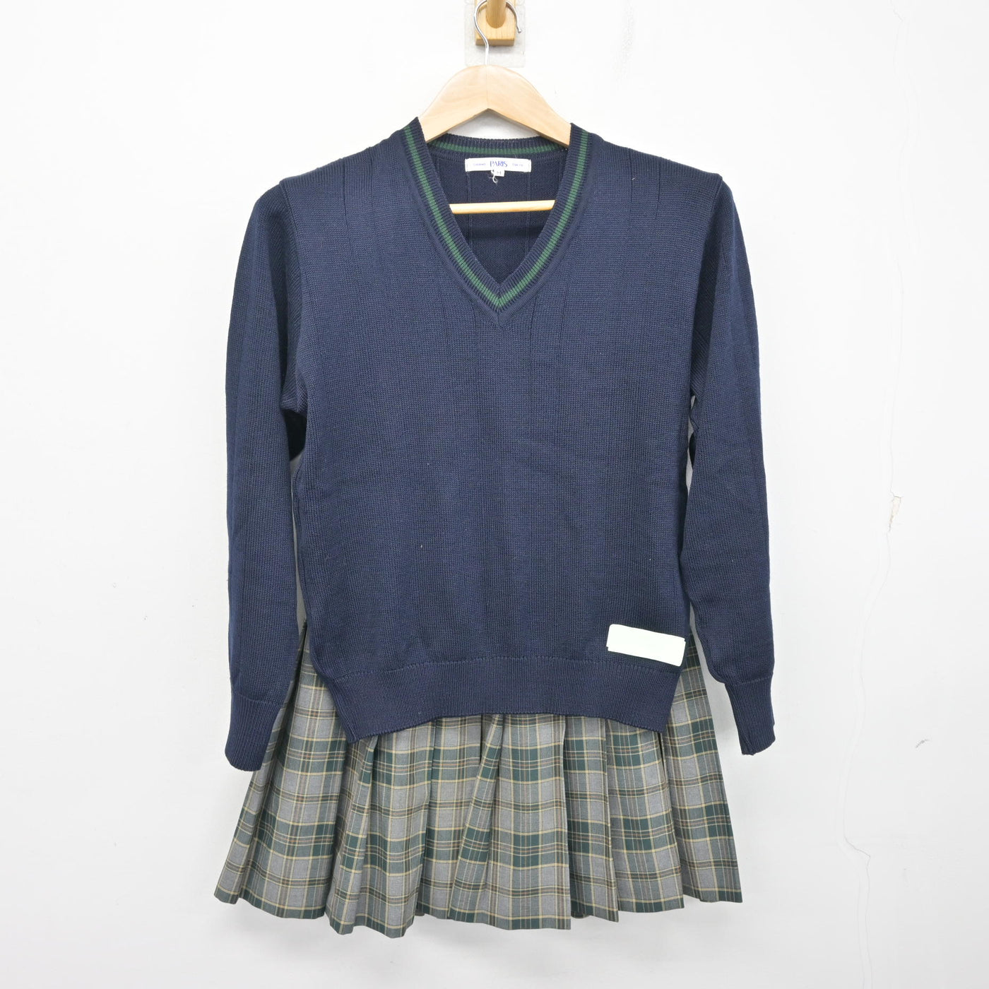 【中古】神奈川県 横浜創英高等学校 女子制服 2点 (ニット・スカート) sf101325