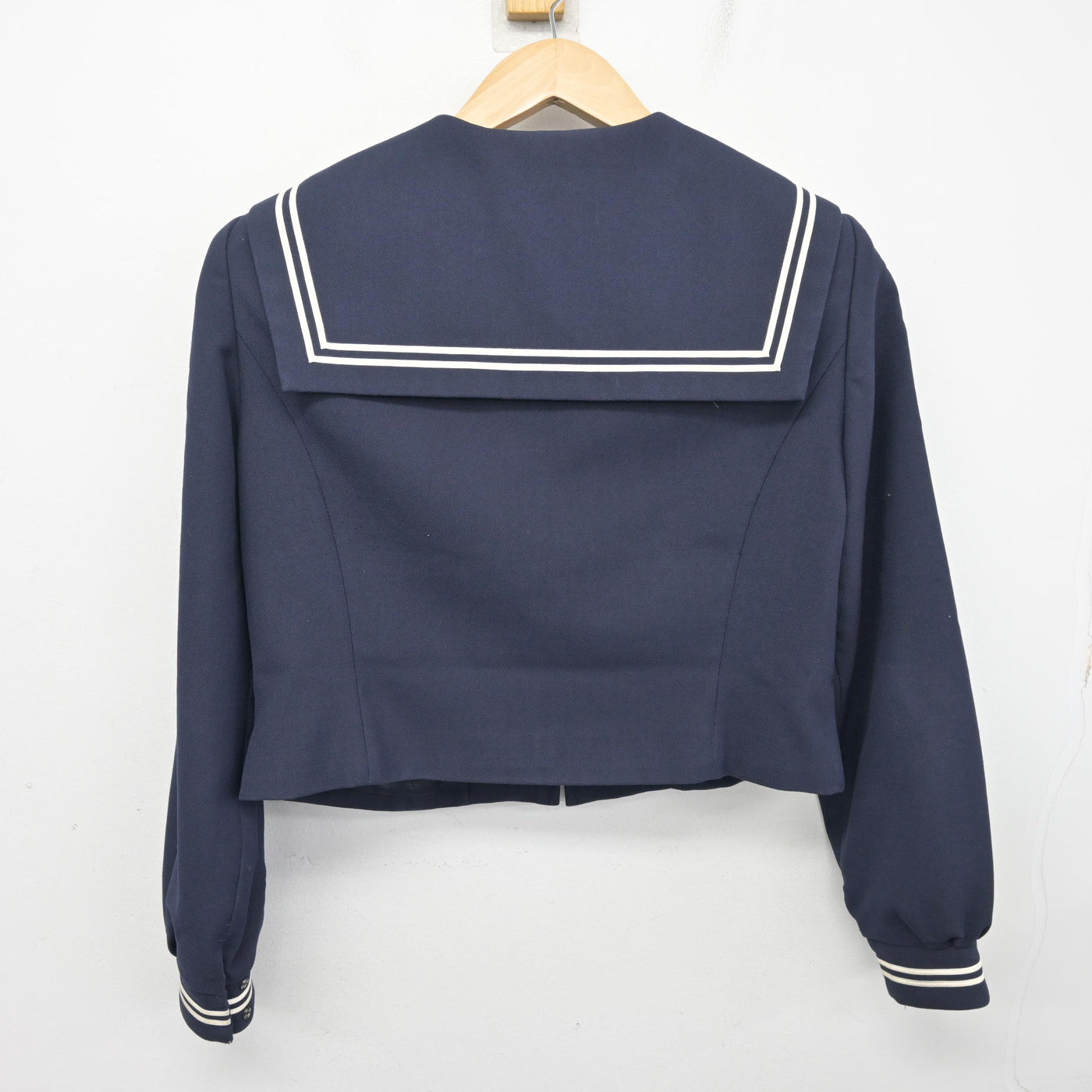 【中古】愛知県 青陵中学校 女子制服 3点 (セーラー服・スカート) sf101330