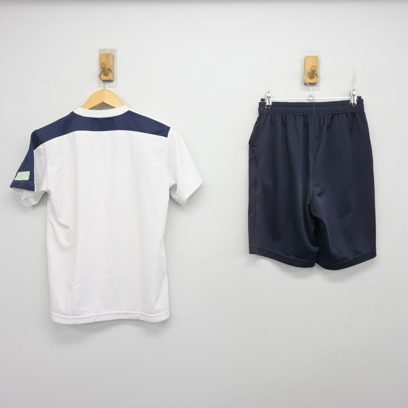 【中古】静岡県 浜松修学舎高等学校 女子制服 2点 (体操服 上・体操服 下) sf101357