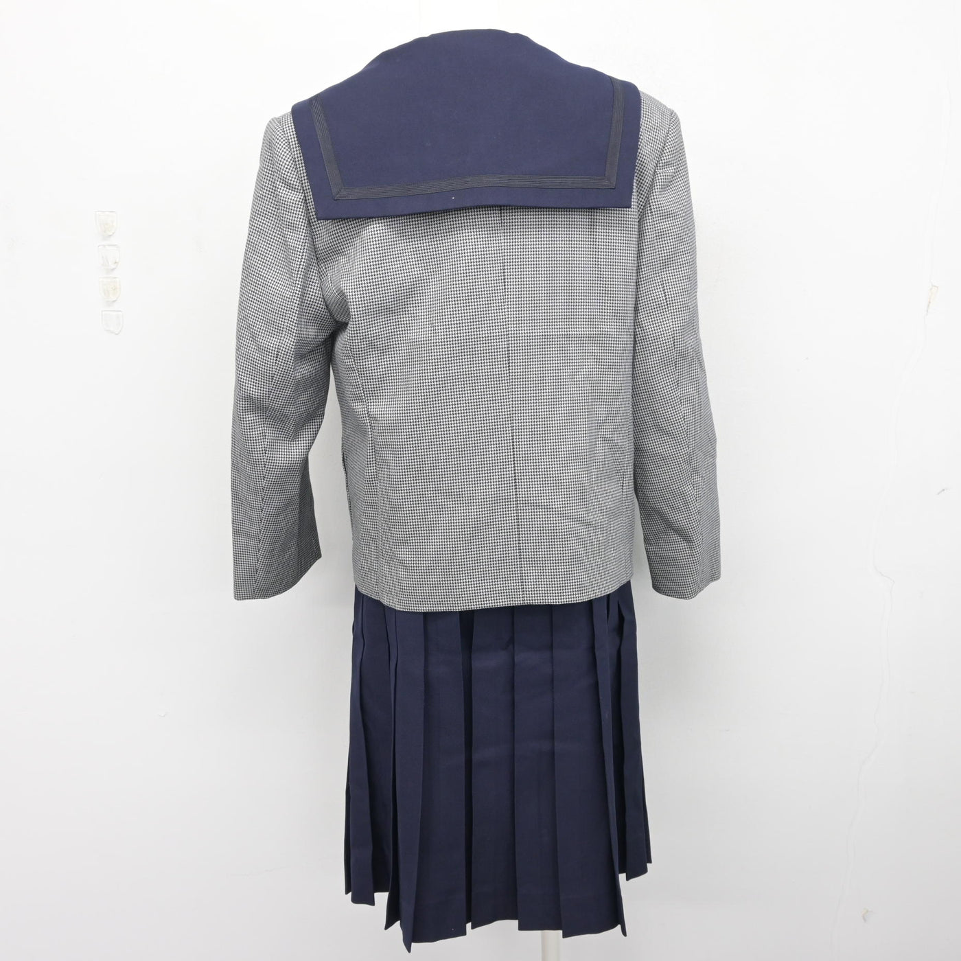 【中古】岩手県 盛岡商業高等学校 女子制服 4点 (ブレザー・セーラー服・スカート) sf101359