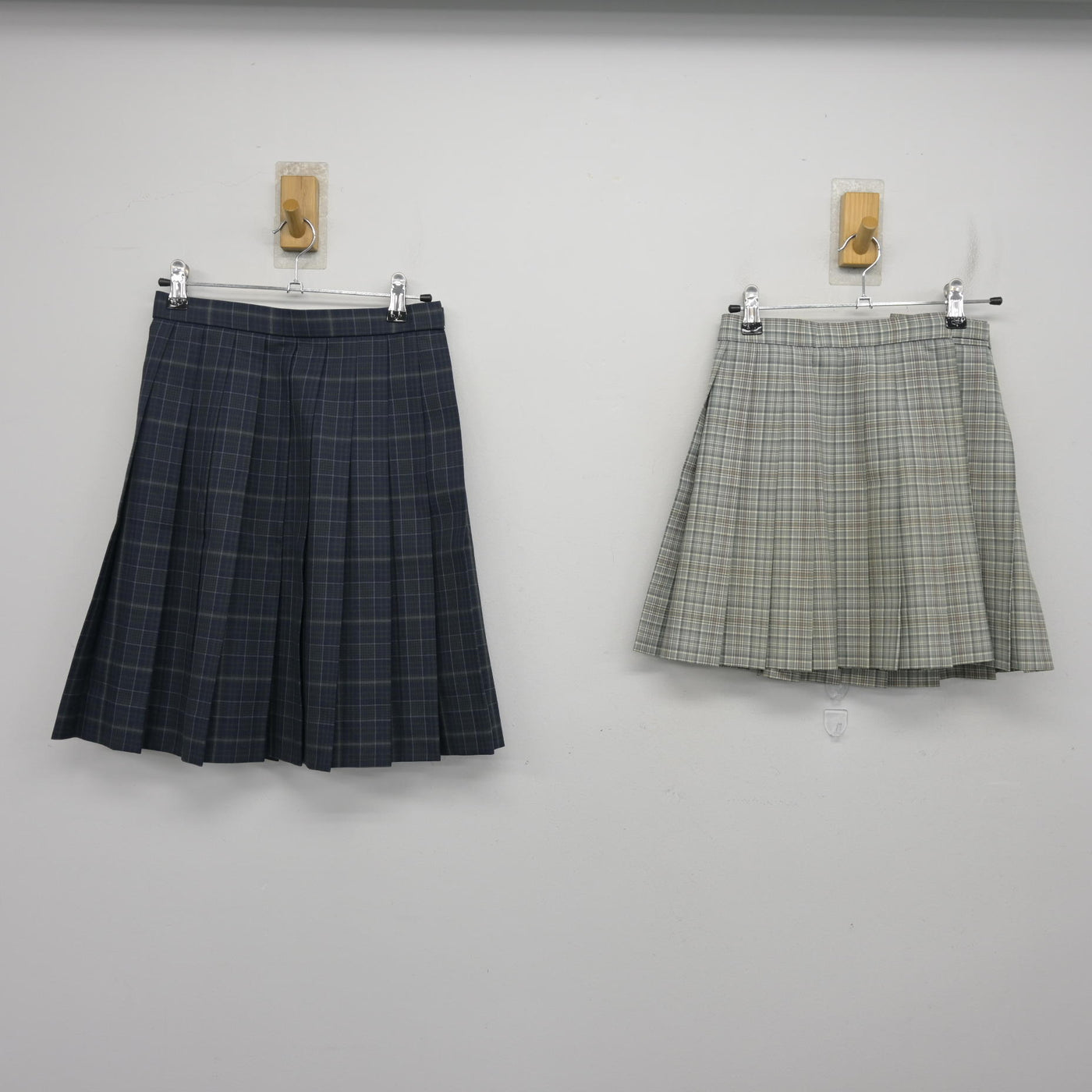 【中古】京都府 堀川高等学校 女子制服 3点 (ブレザー・スカート・スカート) sf101388