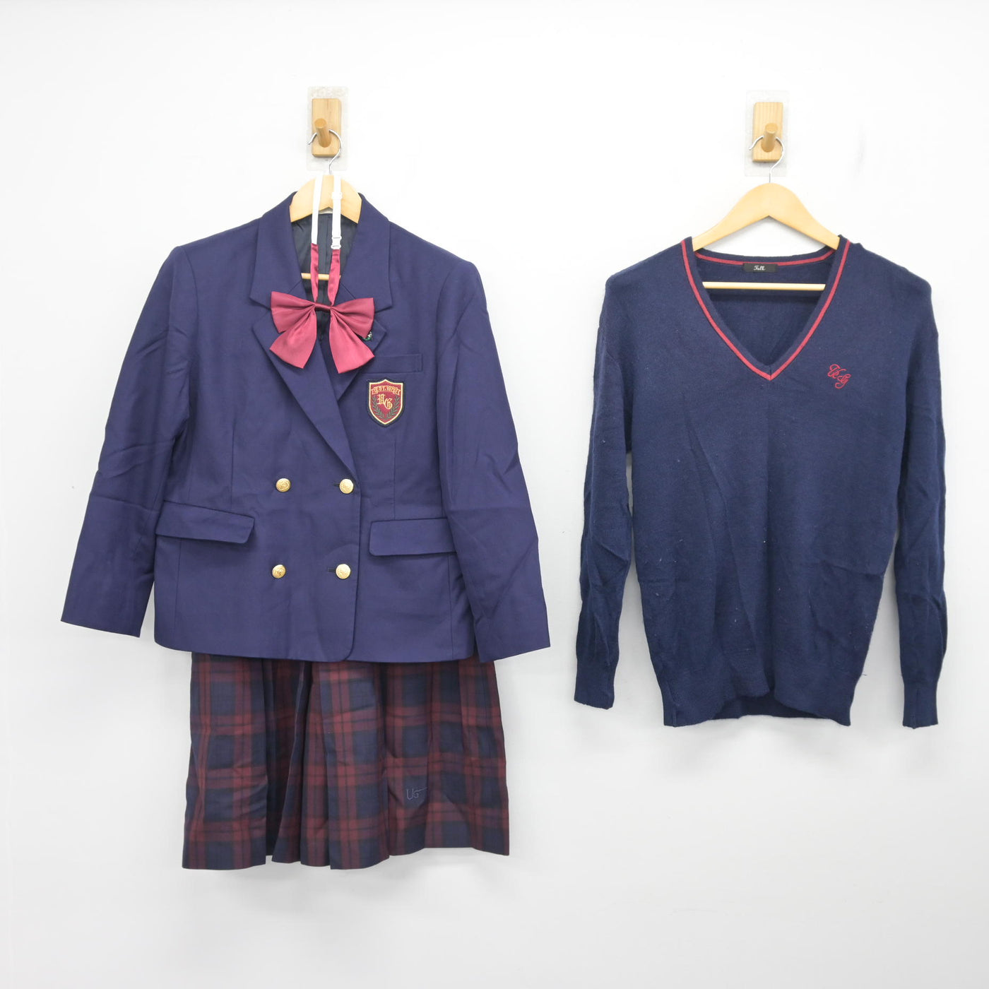 【中古】埼玉県 浦和学院高等学校 女子制服 5点 (ブレザー・ニット・スカート) sf101395