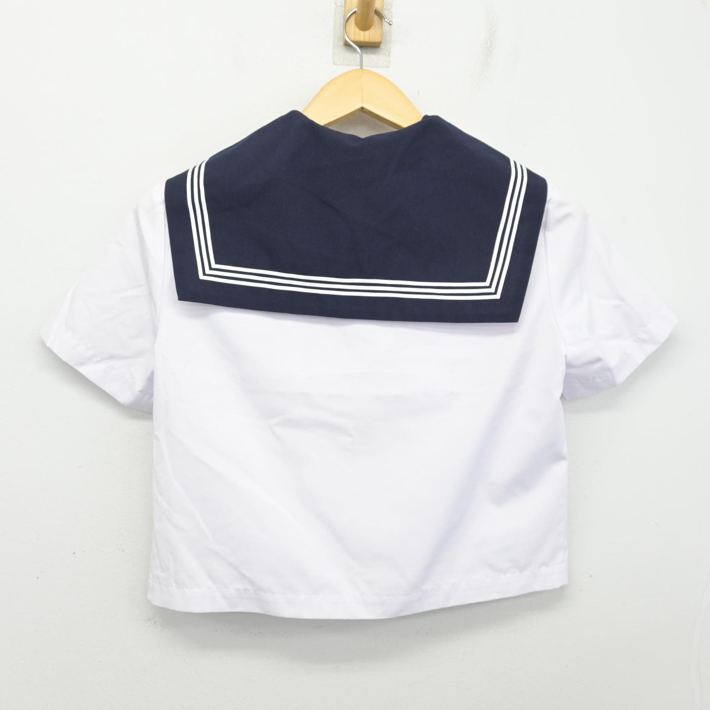 【中古】富山県 滑川中学校 女子制服 3点 (セーラー服・スカート) sf101402