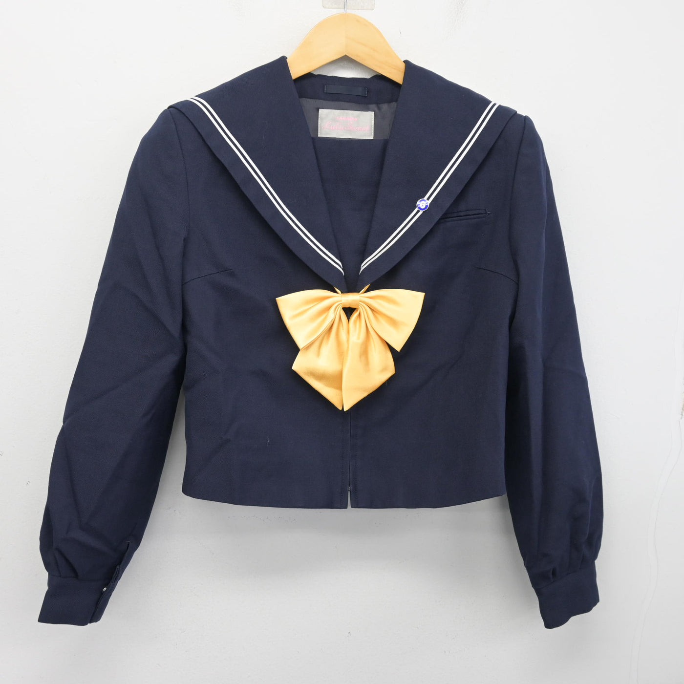 【中古】福岡県 直方第二中学校 女子制服 3点 (セーラー服・スカート) sf101405