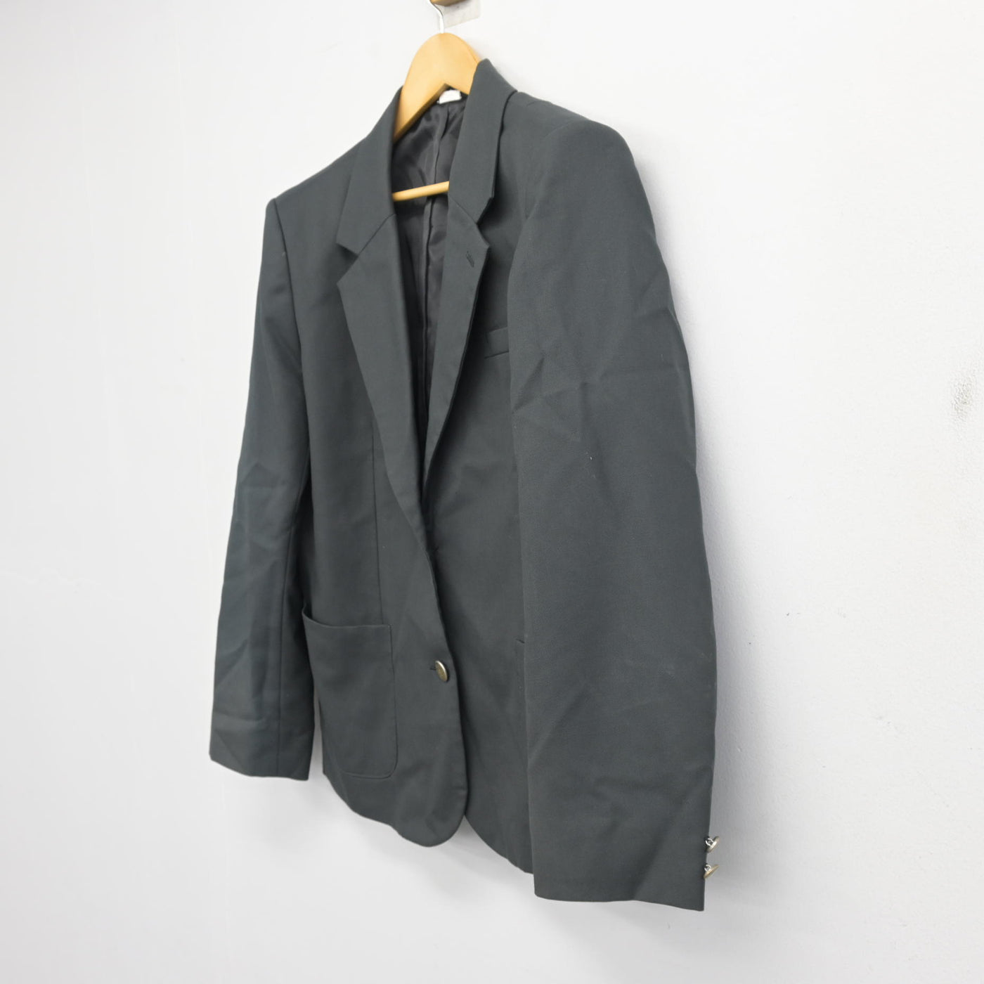 【中古】神奈川県 錦台中学校 女子制服 1点 (ブレザー) sf101408
