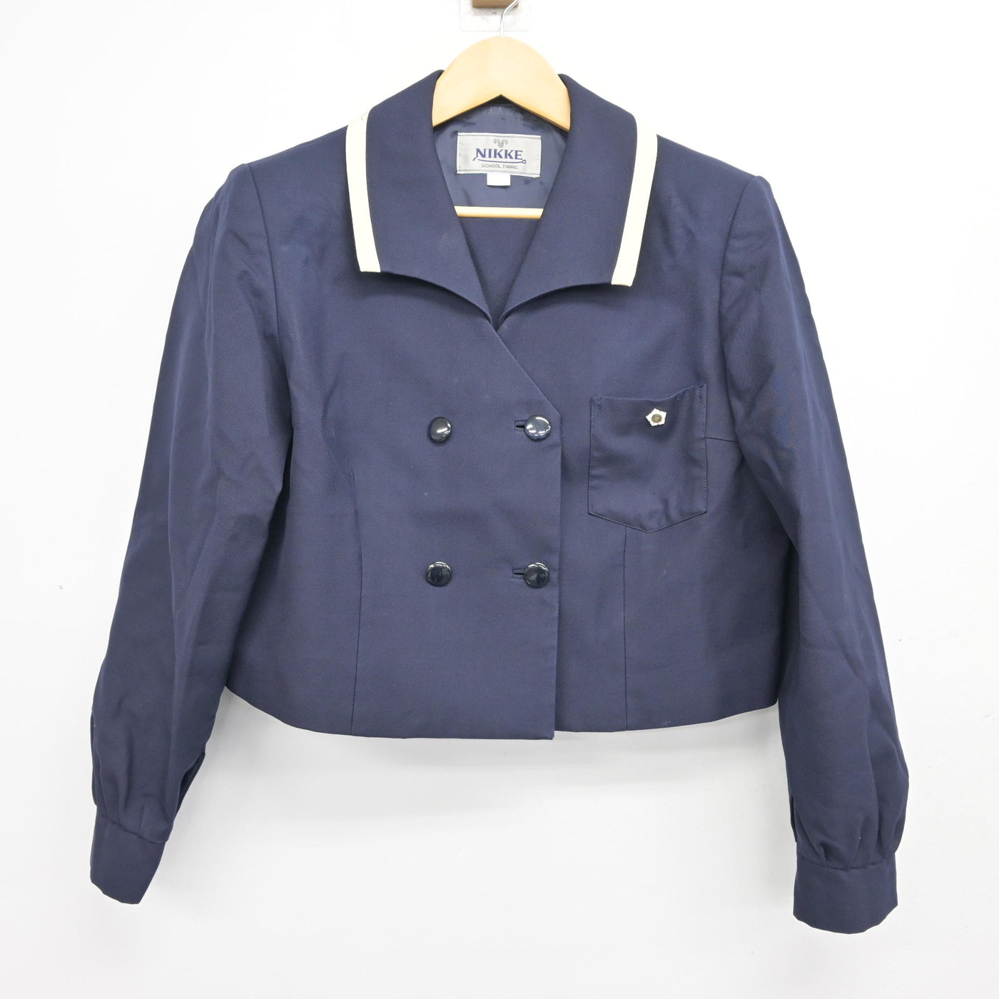 【中古】愛知県 宝陵高等学校 女子制服 4点 (セーラー服・スカート) sf101454
