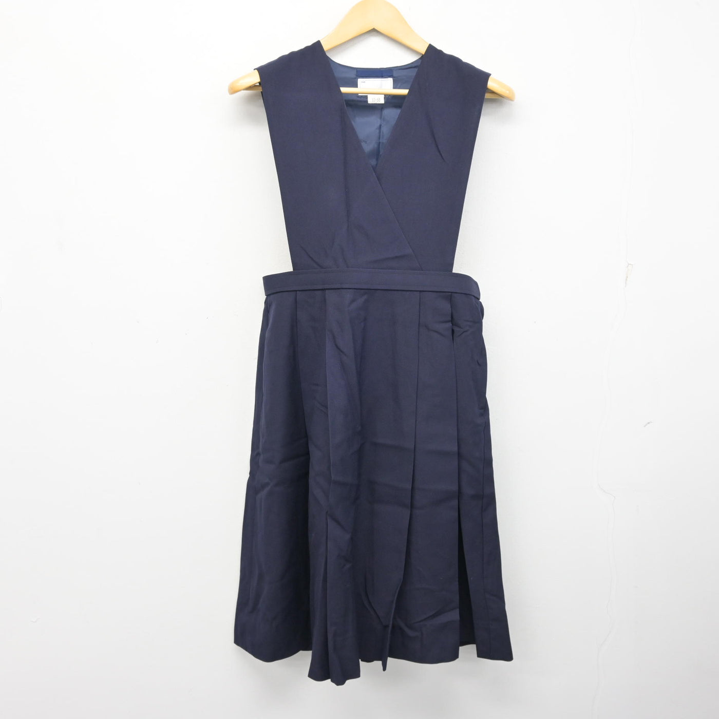 【中古】和歌山県 和歌山信愛高等学校 女子制服 3点 (ブレザー・シャツ・ジャンパースカート) sf101489