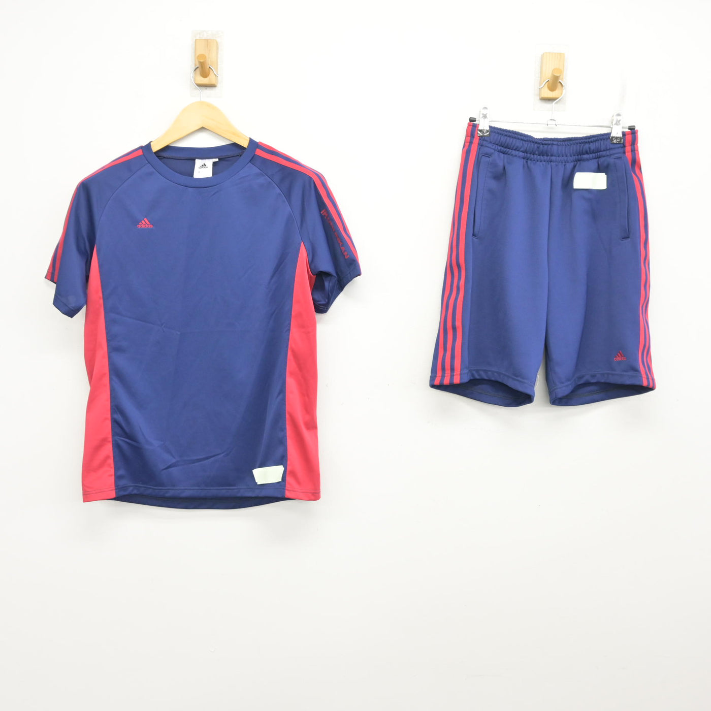 【中古】東京都 郁文館グローバル高等学校 女子制服 2点 (体操服 上・体操服 下) sf101496