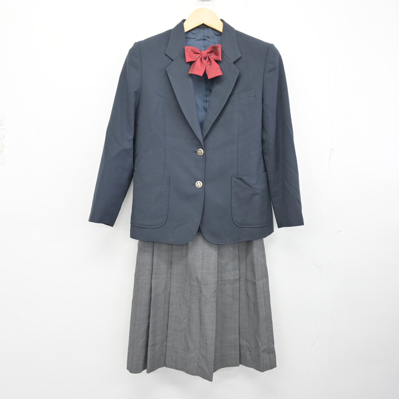 【中古】宮城県 日吉台中学校 女子制服 3点 (ブレザー・スカート) sf101516