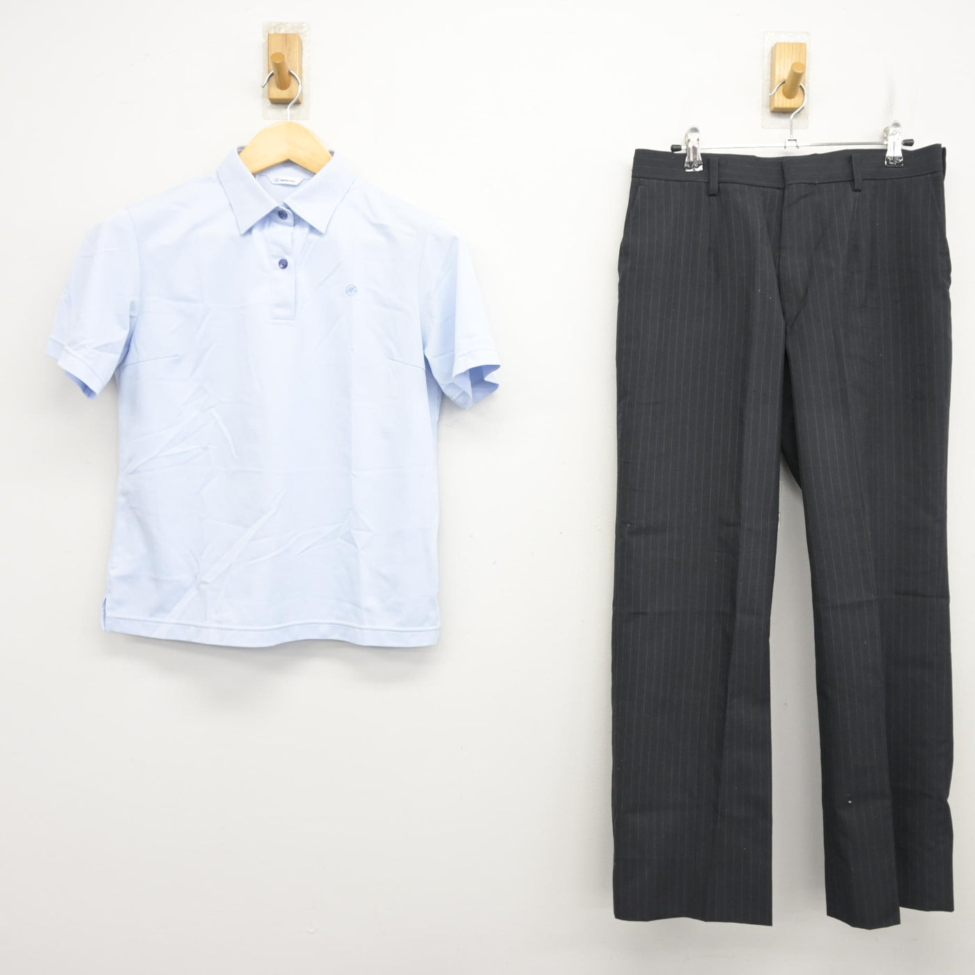 【中古】茨城県 水海道第一高等学校 女子制服 2点 (シャツ・ズボン) sf101521
