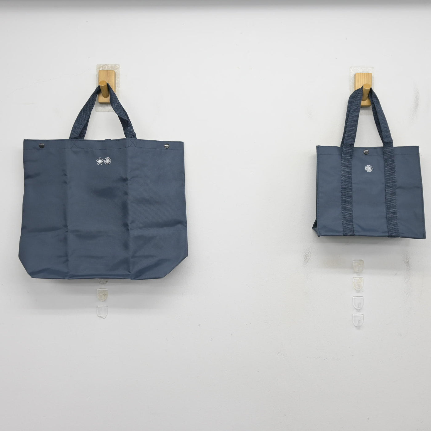 【中古】東京都 学習院女子中等科・高等科 女子制服 2点 (カバン) sf101524