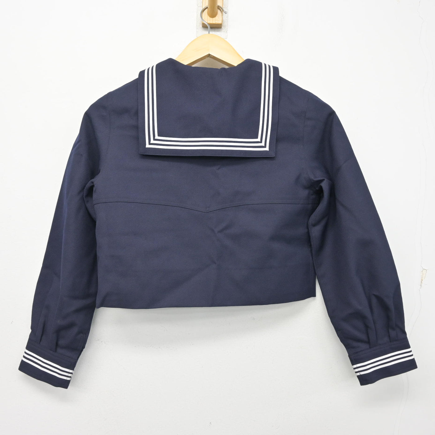 【中古】東京都 学習院女子中等科 女子制服 1点 (セーラー服) sf101526