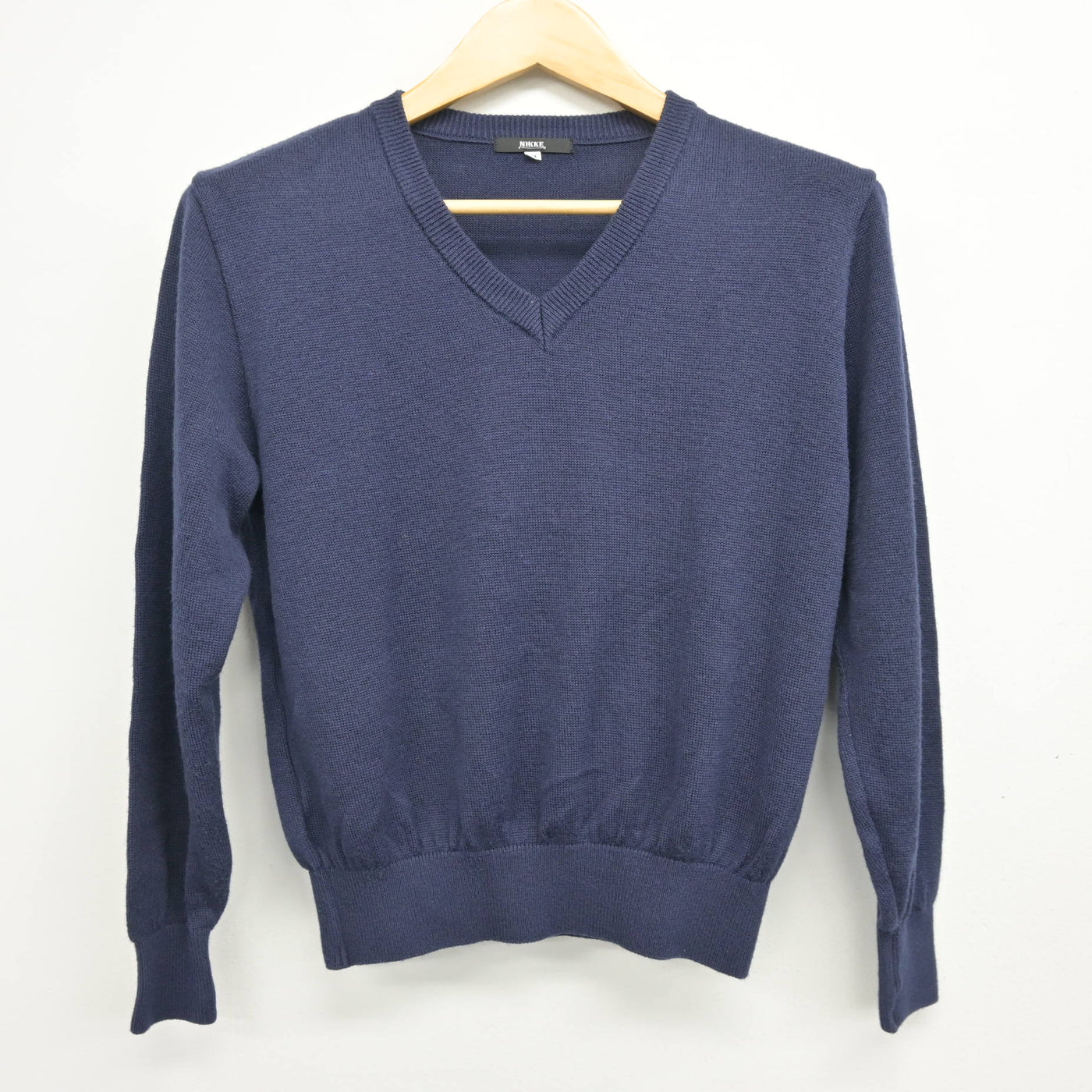 【中古】東京都 学習院女子高等科 女子制服 2点 (ニット・スカート) sf101528