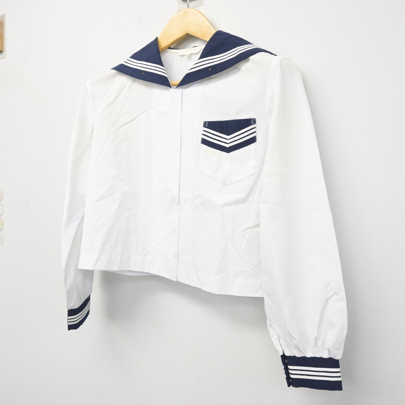 【中古】 学校名不明 女子制服 1点 (セーラー服) sf101542