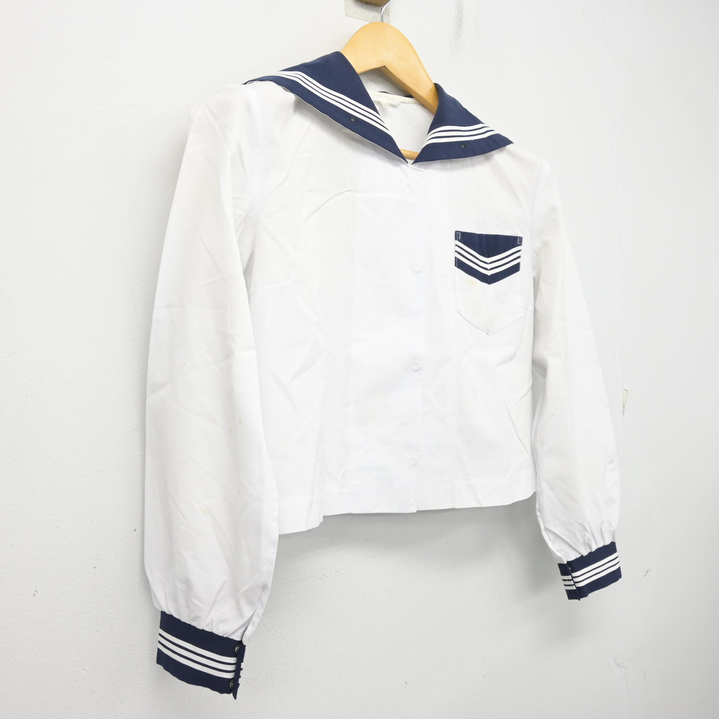 【中古】 学校名不明 女子制服 1点 (セーラー服) sf101542