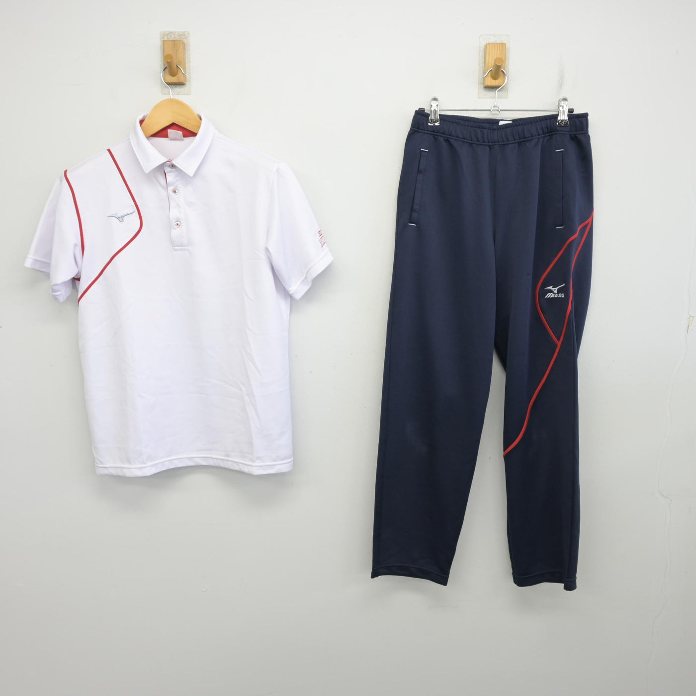 【中古】兵庫県 姫路南高等学校 女子制服 2点 (体操服 上・ジャージ 下) sf101572