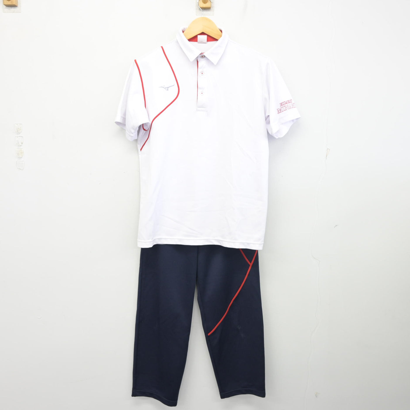 【中古】兵庫県 姫路南高等学校 女子制服 2点 (体操服 上・ジャージ 下) sf101573