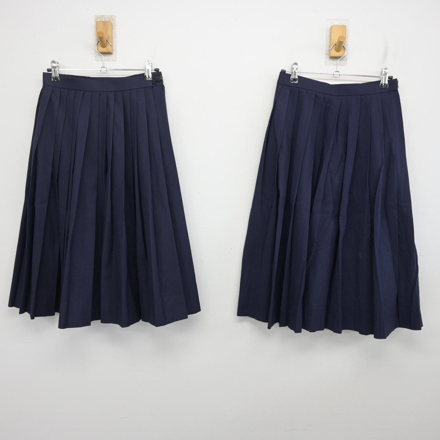 【中古】兵庫県 姫路南高等学校/旧制服 女子制服 4点 (セーラー服・スカート・スカート) sf101575