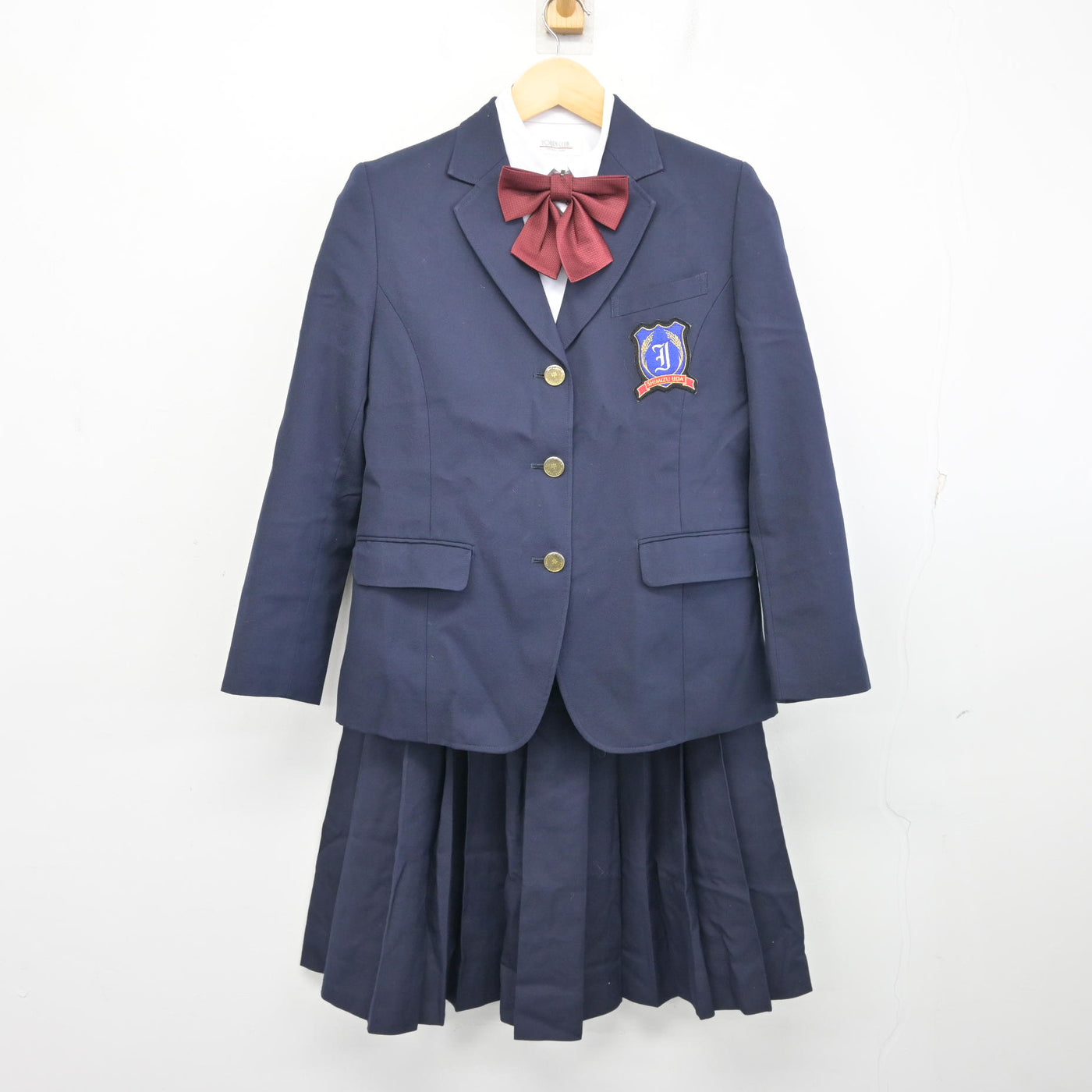 【中古】静岡県 清水飯田中学校 女子制服 4点 (ブレザー・シャツ・スカート) sf101588