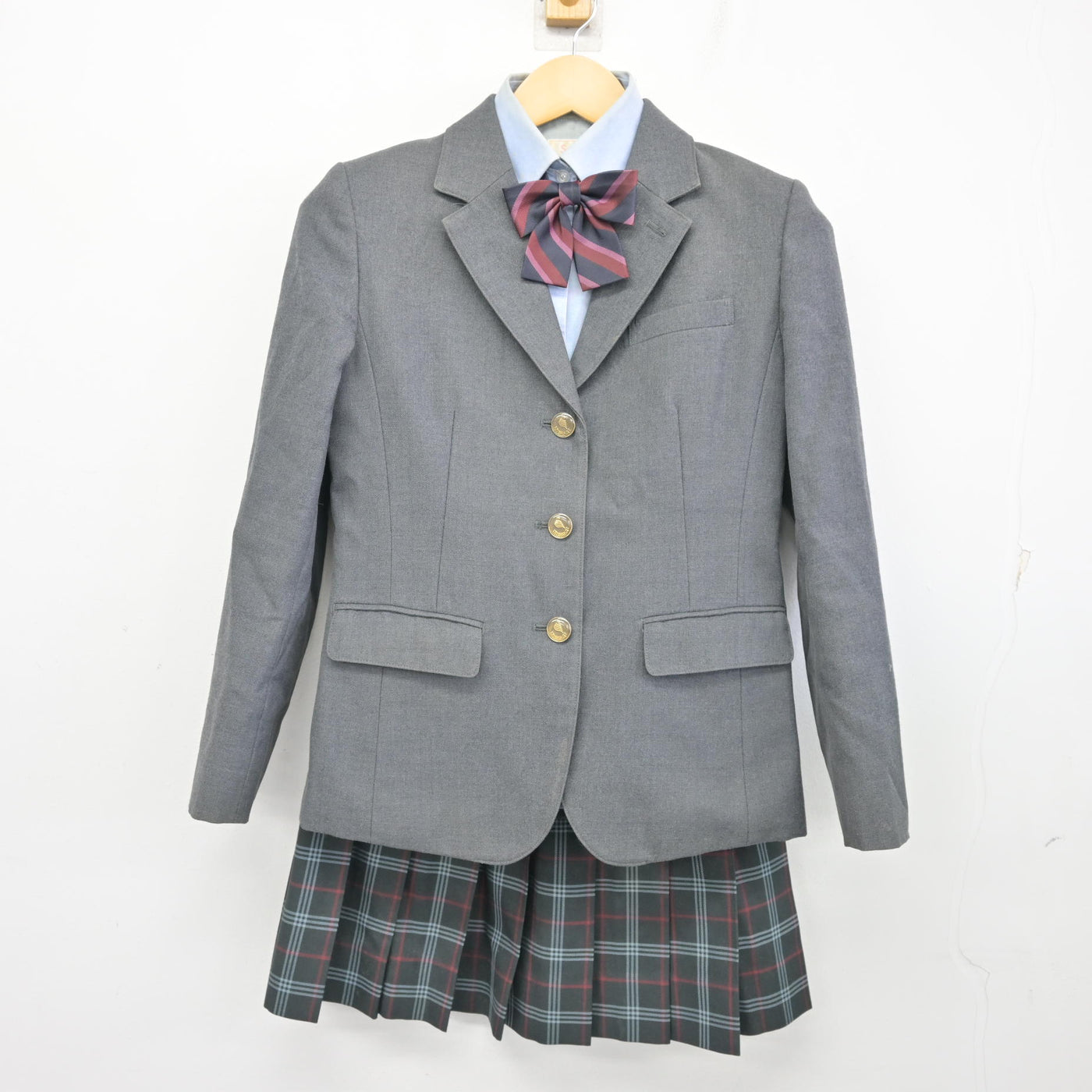 【中古】神奈川県 横浜創学館高等学校 女子制服 4点 (ブレザー・シャツ・スカート) sf101600