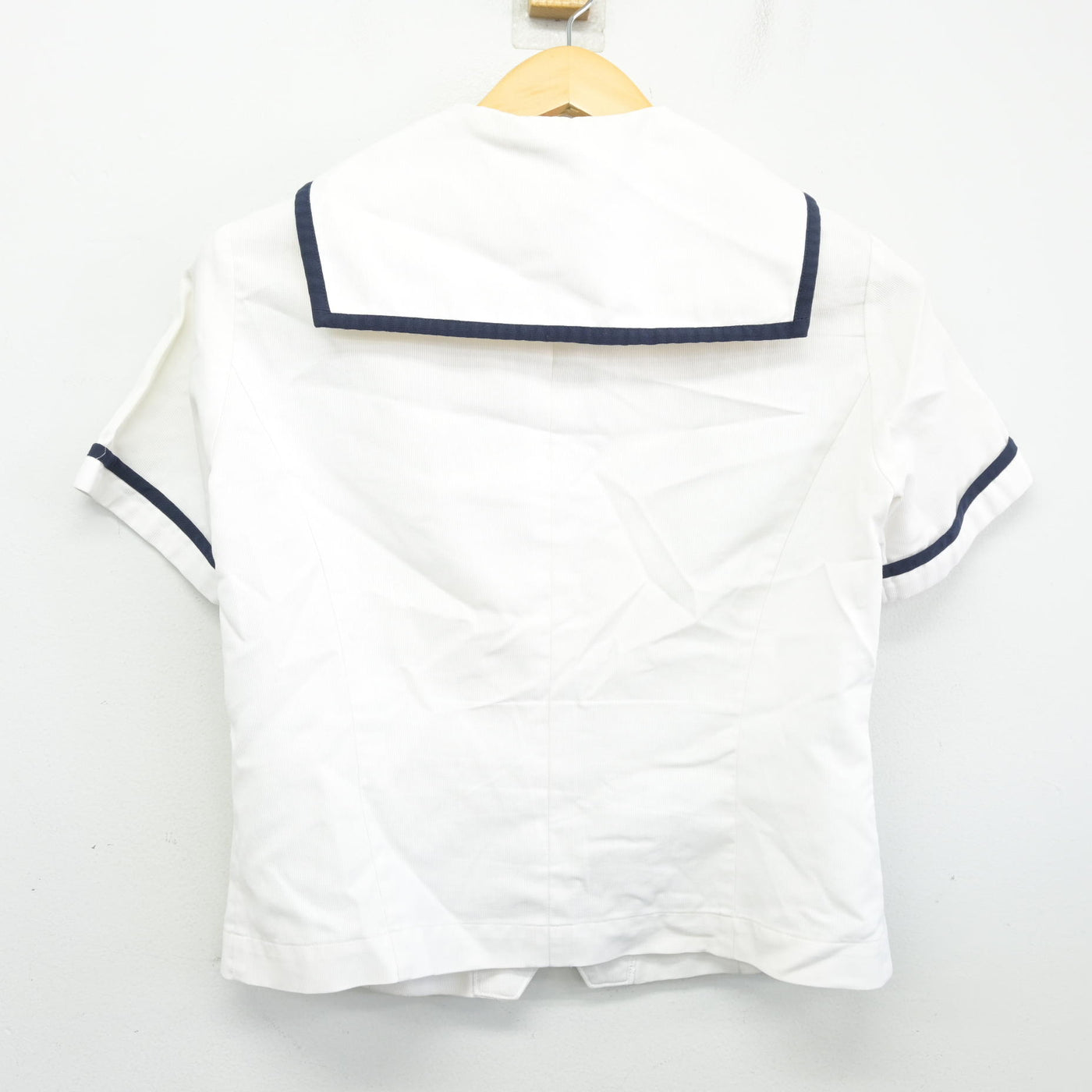 【中古】岐阜県 多治見西高等学校附属中学校 女子制服 2点 (ニット・セーラー服) sf101636