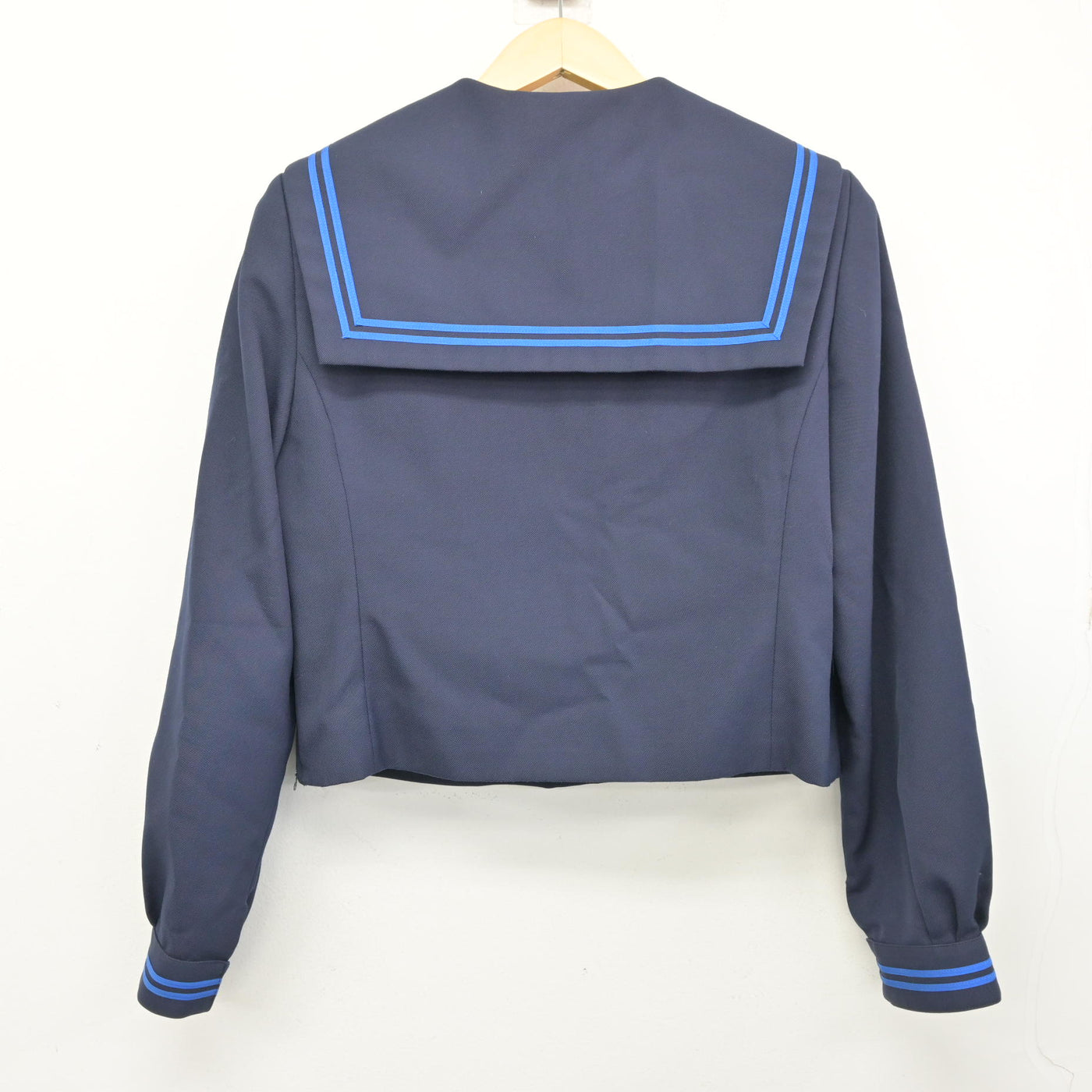 【中古】岐阜県 岐北中学校 女子制服 3点 (セーラー服・スカート・スカート) sf101648