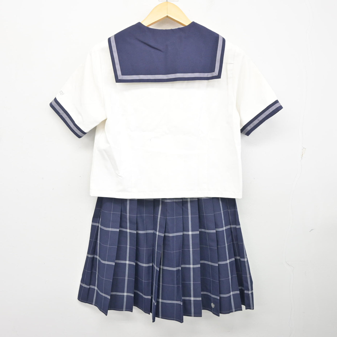 【中古】東京都 武蔵野大学中学校・高等学校 女子制服 3点 (セーラー服・スカート) sf101710