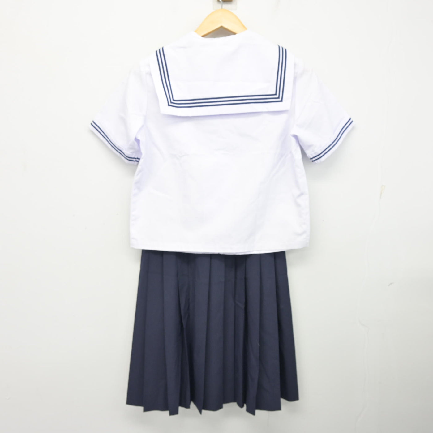 【中古】千葉県 東国分中学校 女子制服 3点 (セーラー服・スカート) sf101726