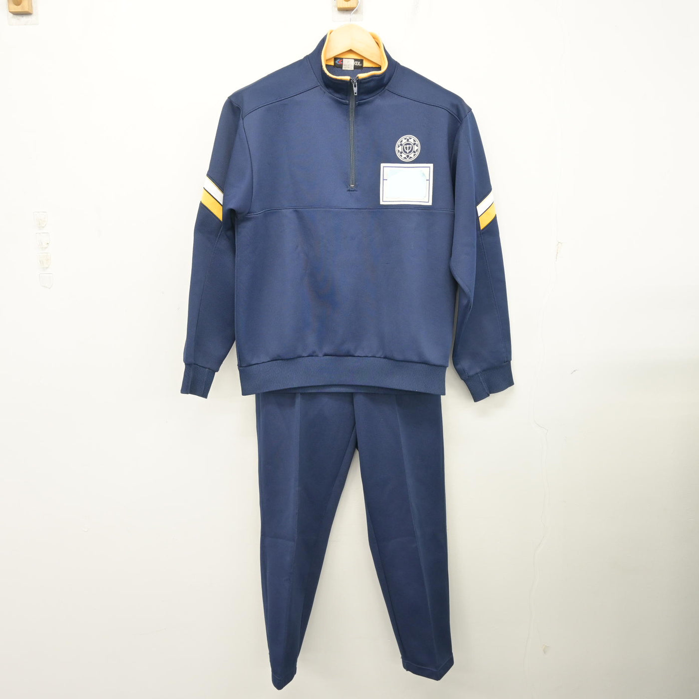 【中古】千葉県 東国分中学校 女子制服 2点 (ジャージ 上・ジャージ 下) sf101727