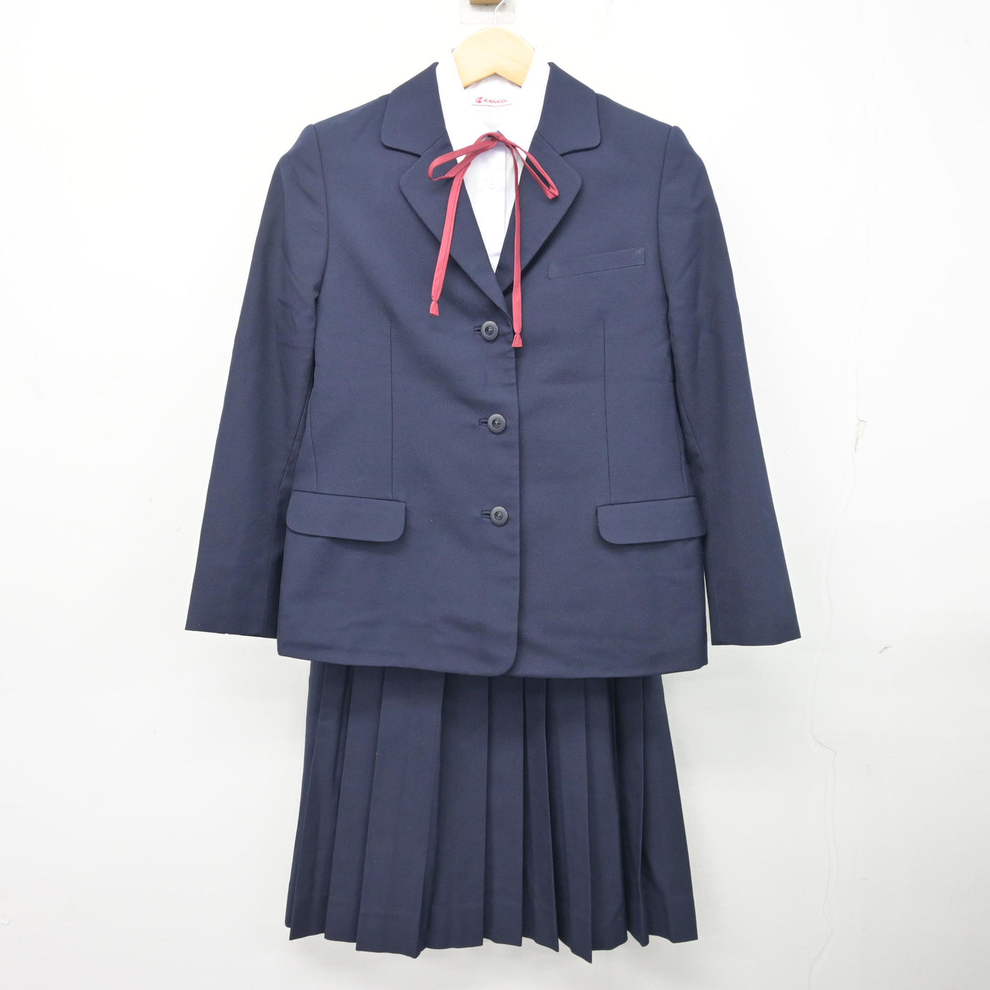 【中古】千葉県 東国分中学校 女子制服 4点 (ブレザー・シャツ・スカート) sf101732