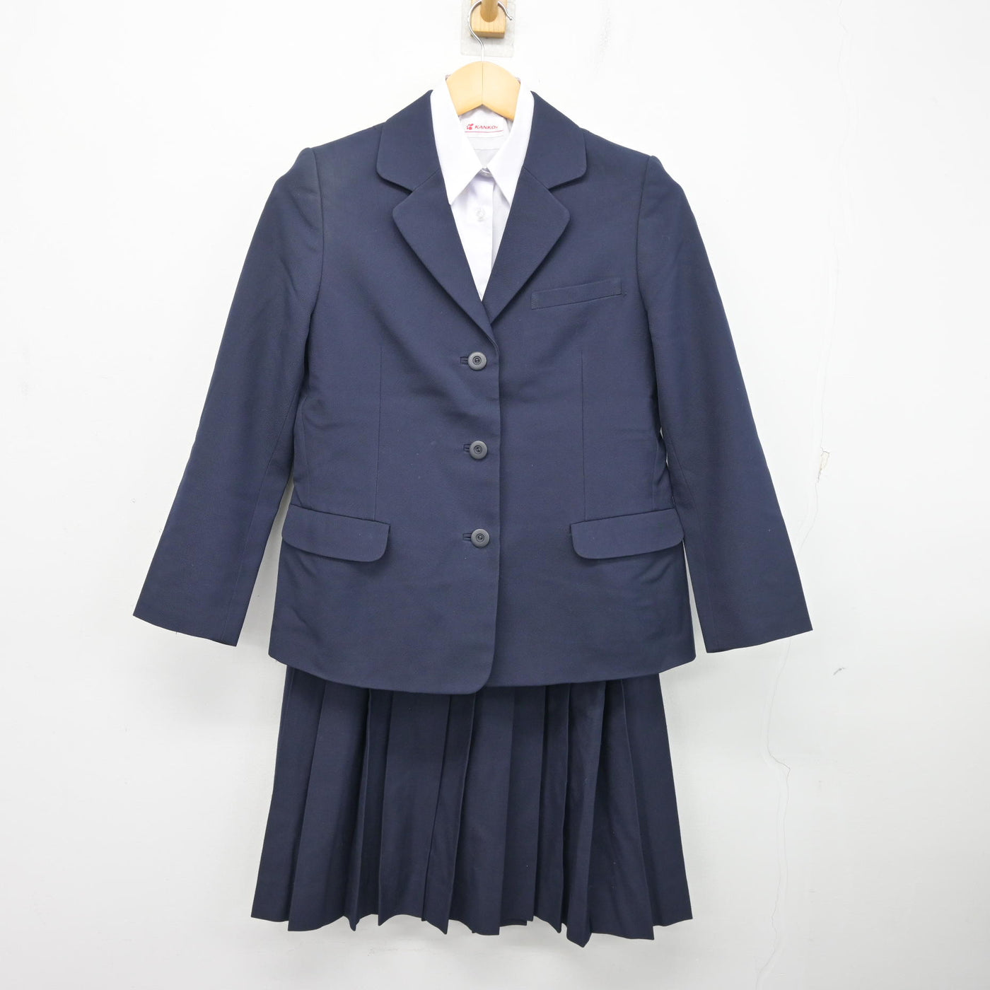 【中古】千葉県 東国分中学校 女子制服 3点 (ブレザー・シャツ・スカート) sf101734