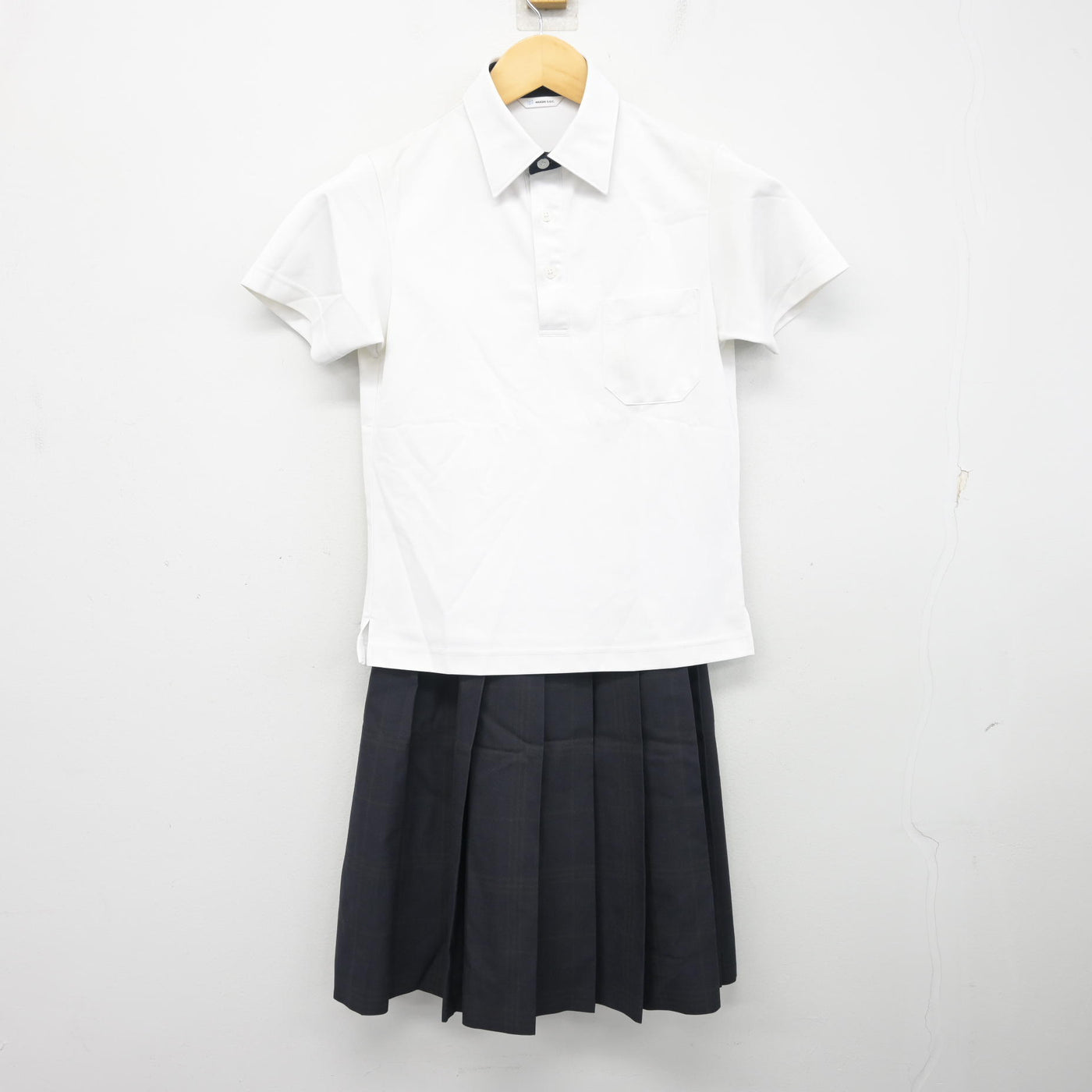【中古】広島県 五日市中学校 女子制服 2点 (シャツ・スカート) sf101738