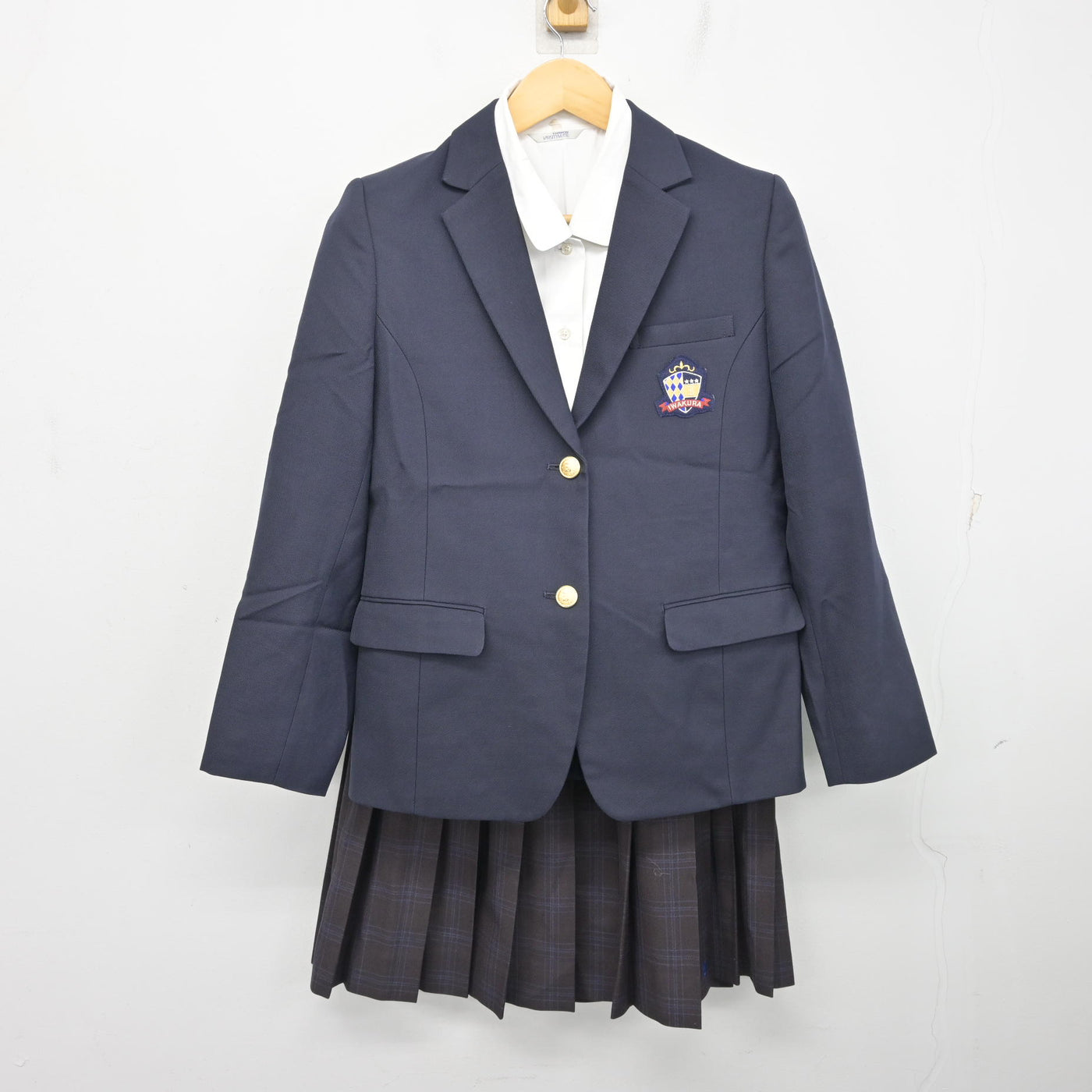 【中古】愛知県 岩倉総合高等学校 女子制服 3点 (ブレザー・シャツ・スカート) sf101748