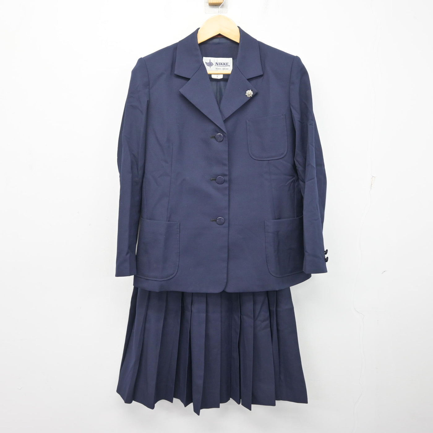 【中古】埼玉県 宮前中学校 女子制服 4点 (ブレザー・ベスト・スカート) sf101782