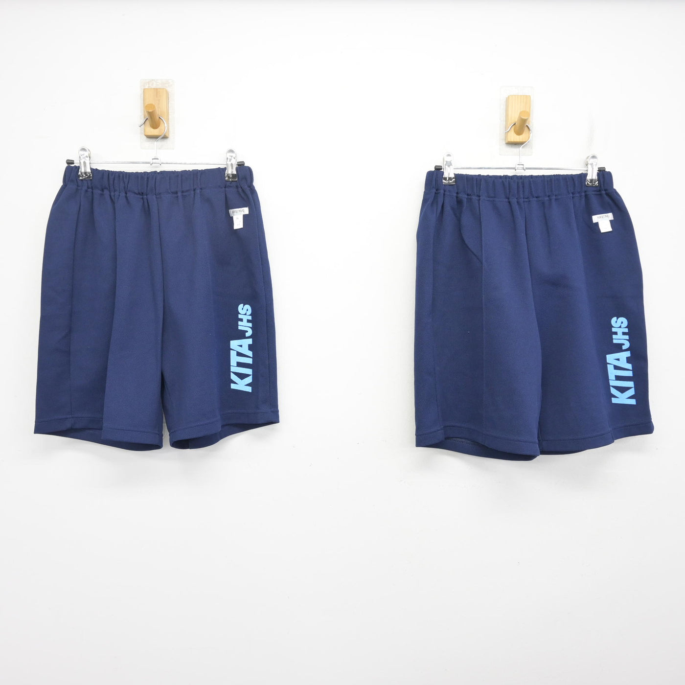 【中古】埼玉県 越谷市立北中学校 女子制服 3点 (ジャージ 上・体操服 下) sf101803