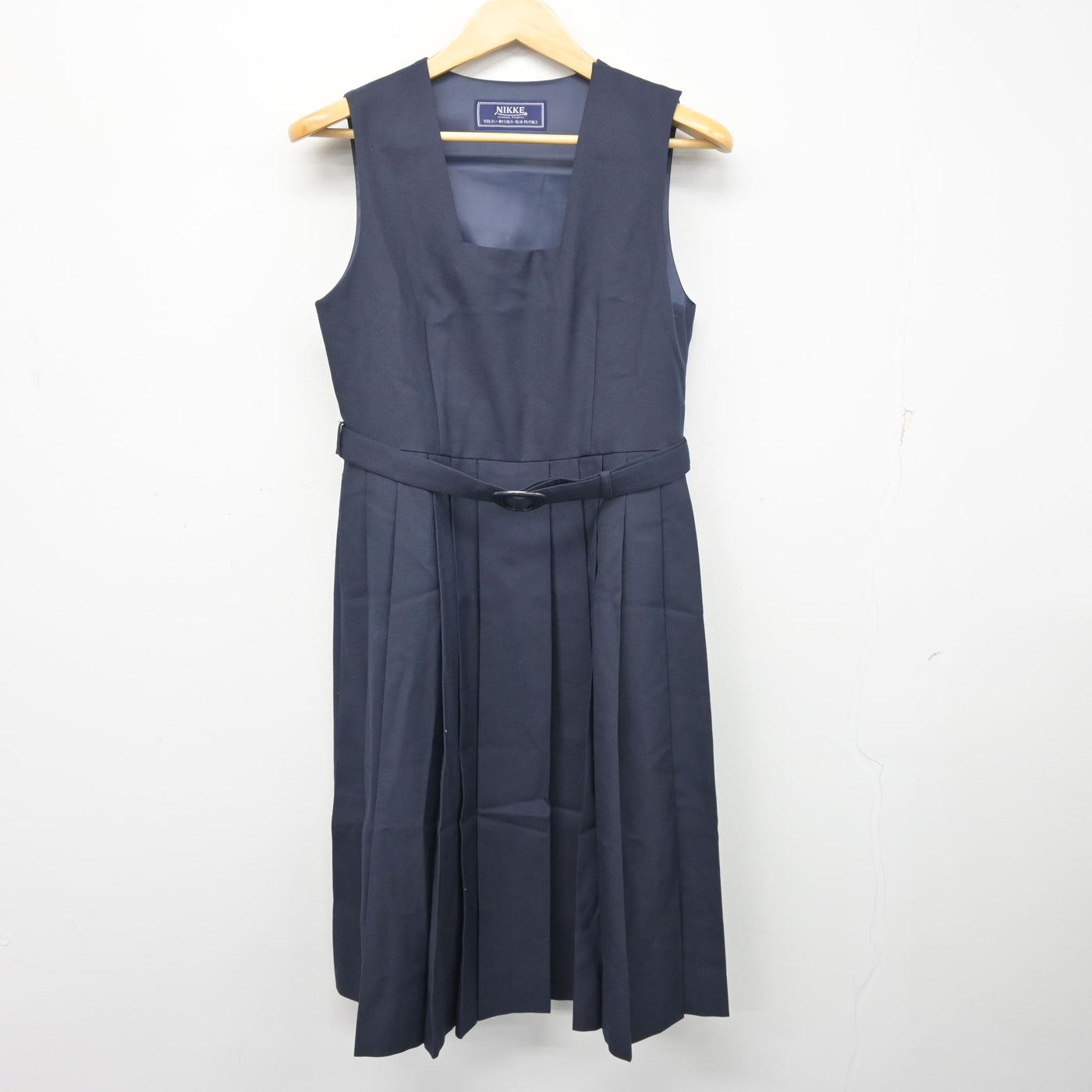 【中古】千葉県 浦安中学校 女子制服 4点 (セーラー服・ジャンパースカート) sf101843