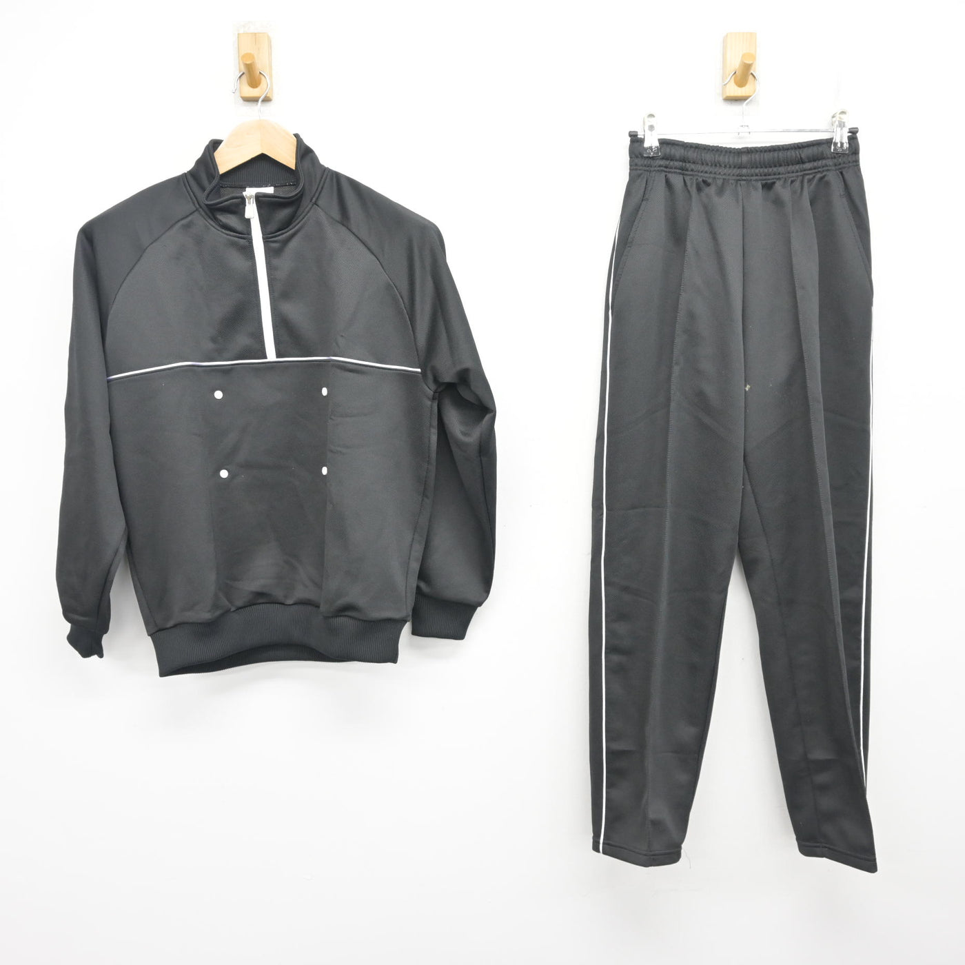 【中古】愛知県 神の倉中学校 女子制服 2点 (ジャージ 上・ジャージ 下) sf101903