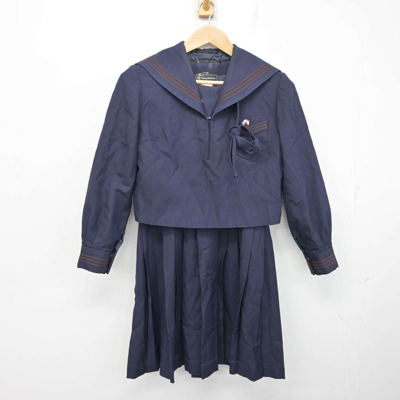 【中古】神奈川県 横浜富士見丘学園高等学校 女子制服 4点 (セーラー服・ジャンパースカート) sf101934