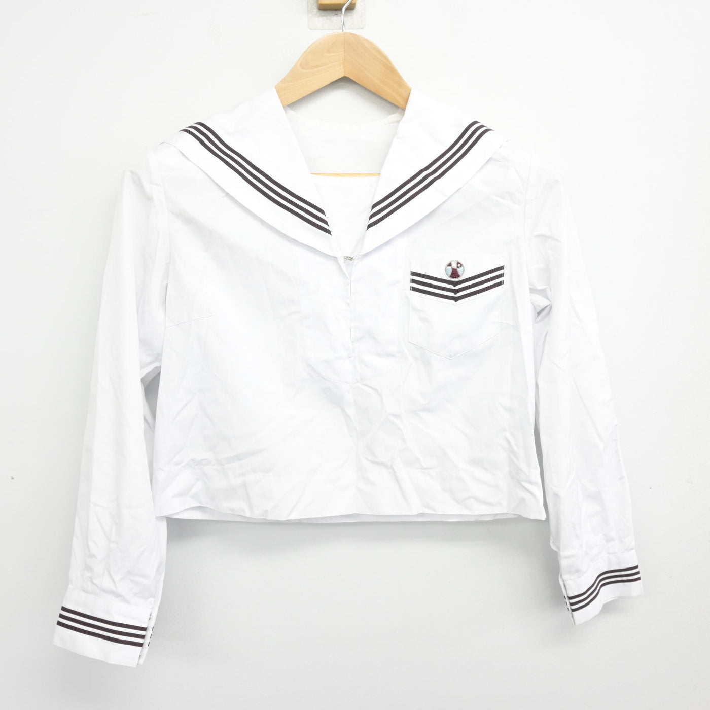 【中古】神奈川県 横浜富士見丘学園高等学校 女子制服 2点 (ニット・セーラー服) sf101936