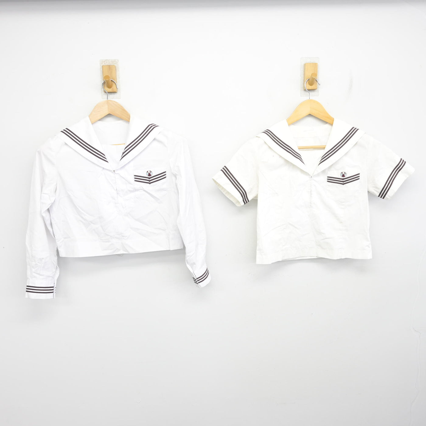 【中古】神奈川県 横浜富士見丘学園高等学校 女子制服 2点 (セーラー服) sf101938