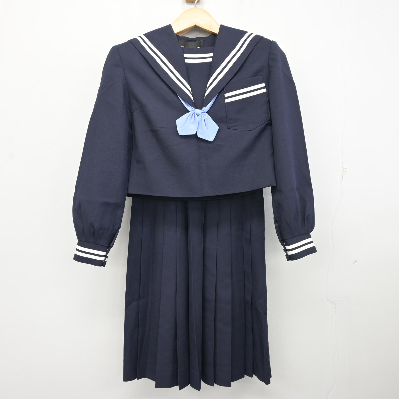 【中古】熊本県 出水中学校 女子制服 3点 (セーラー服・ジャンパースカート) sf102009