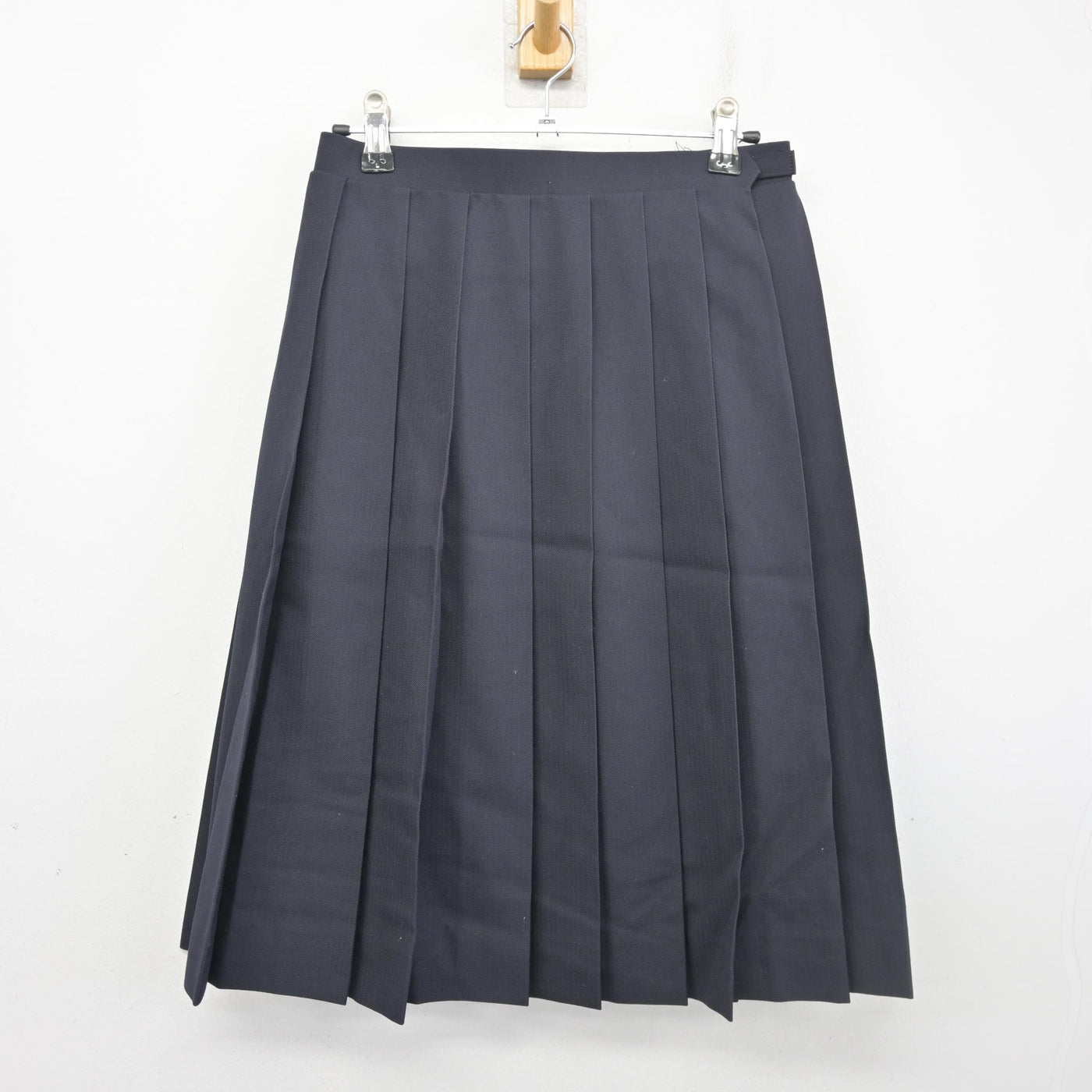 【中古】東京都 大森第四中学校 女子制服 3点 (セーラー服・スカート) sf102105