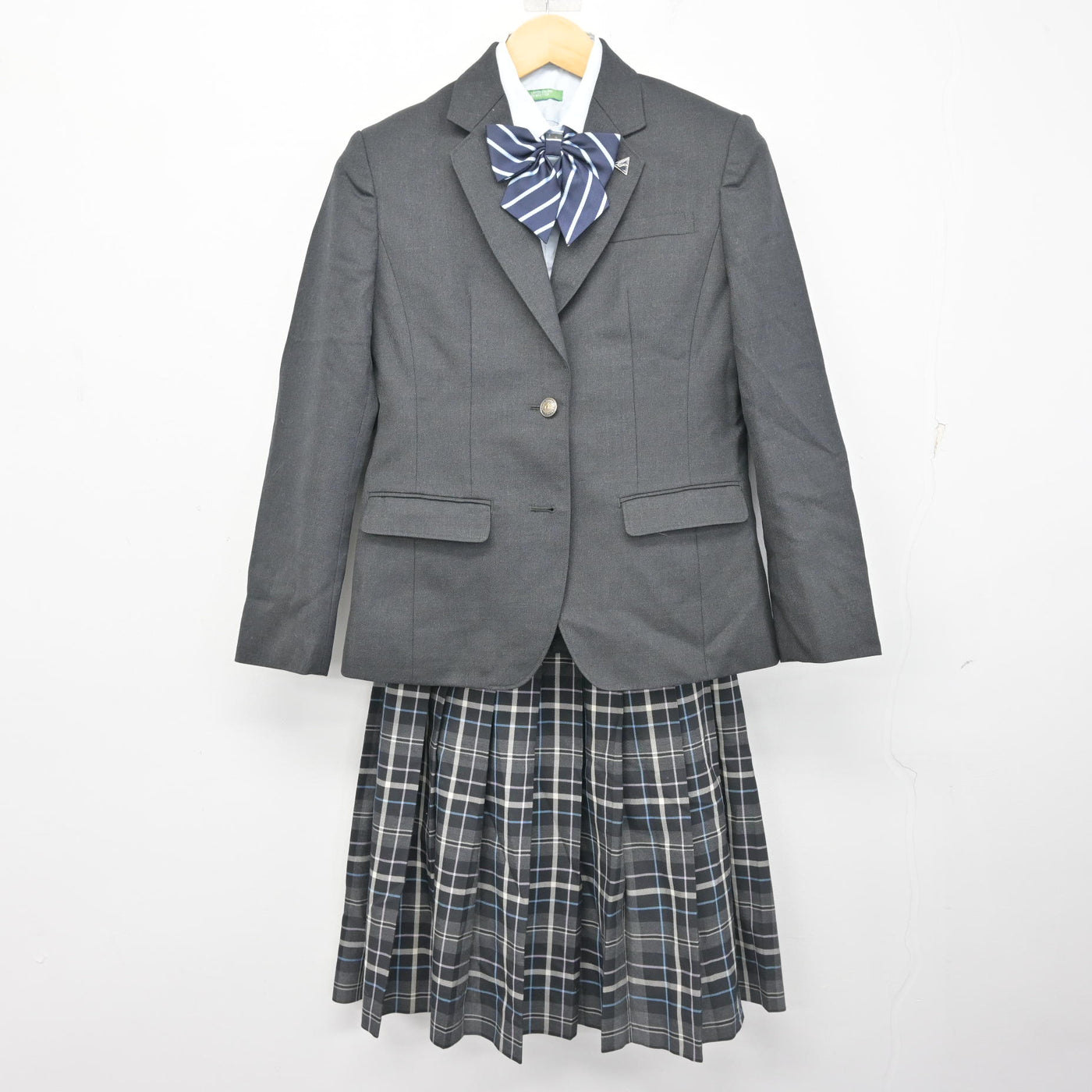 【中古】茨城県 石下紫峰高等学校 女子制服 4点 (ブレザー・シャツ・スカート) sf102127