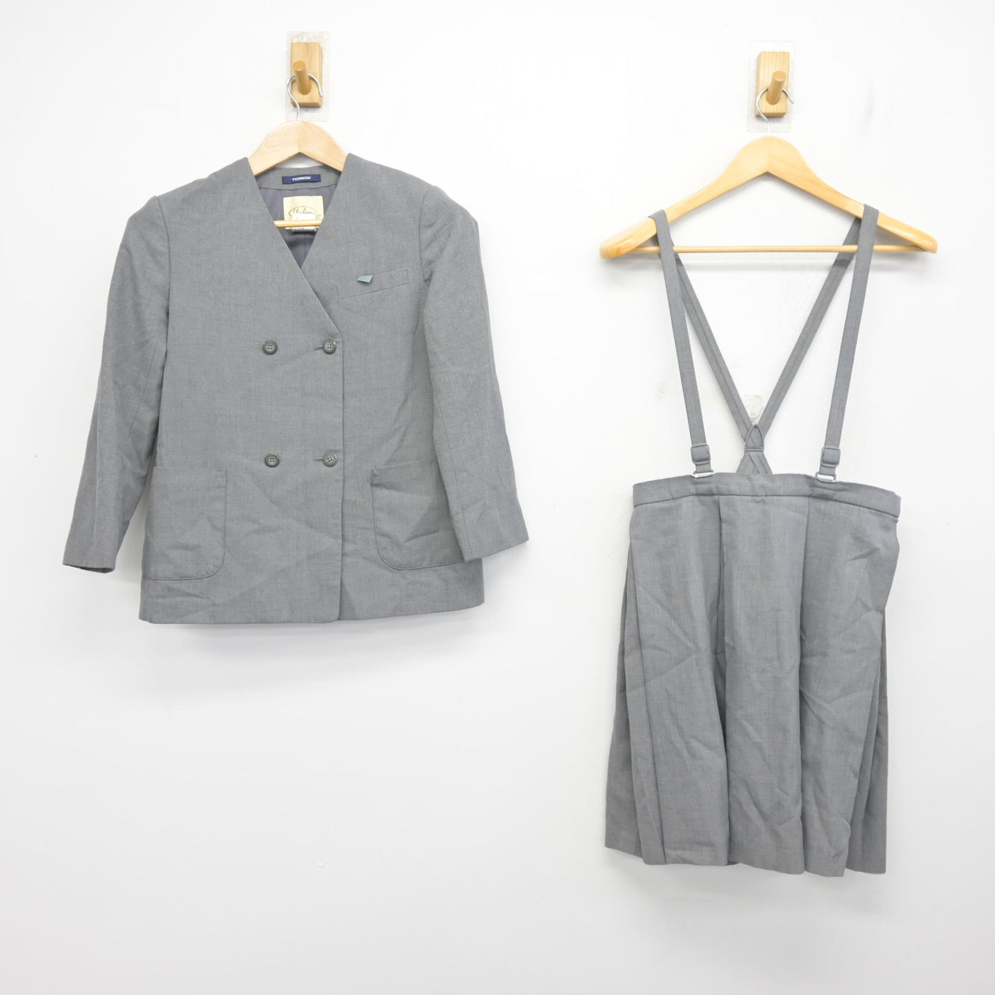 【中古】大阪府 寝屋川市立中央小学校 女子制服 3点 (ブレザー・スカート・スカート) sf102136