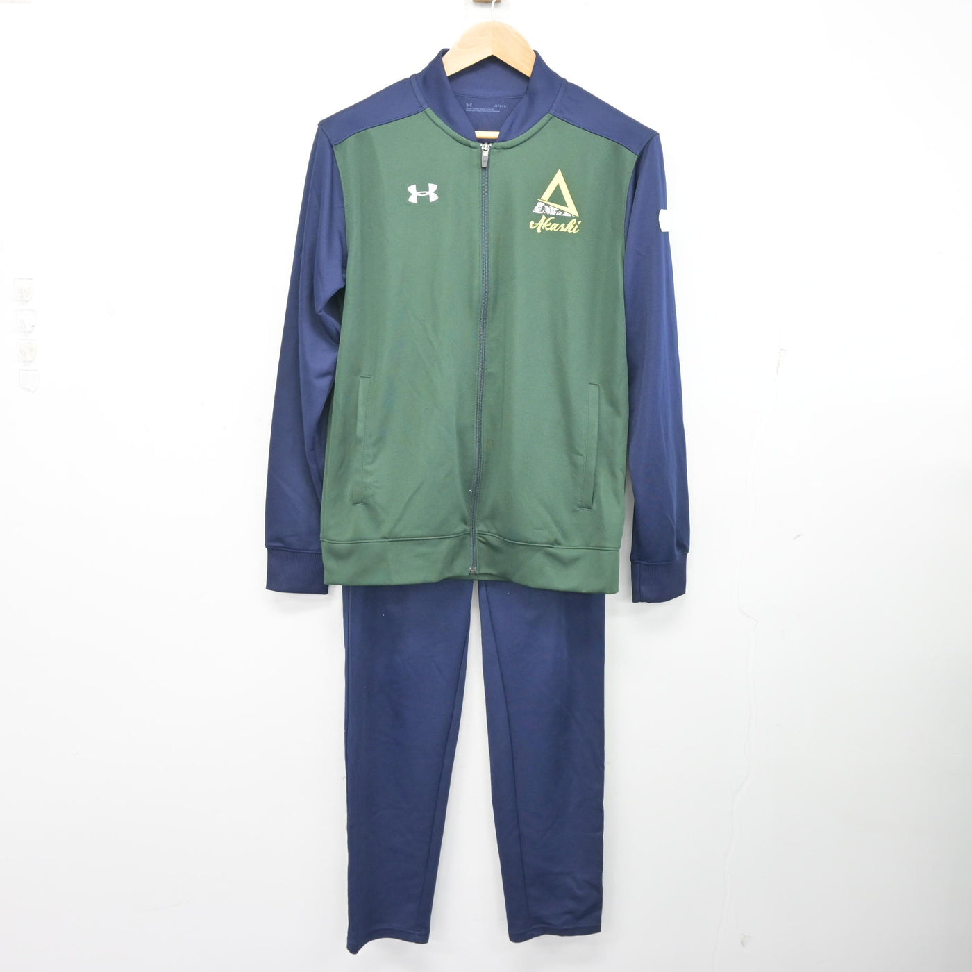 【中古】兵庫県 明石高等学校 女子制服 2点 (ジャージ 上・ジャージ 下) sf102142