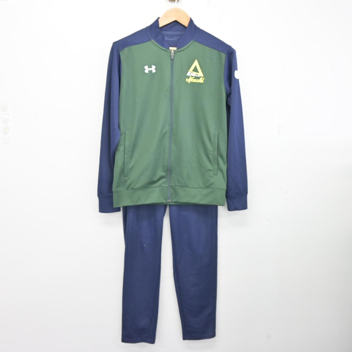 【中古】兵庫県 明石高等学校 女子制服 2点 (ジャージ 上・ジャージ 下) sf102143
