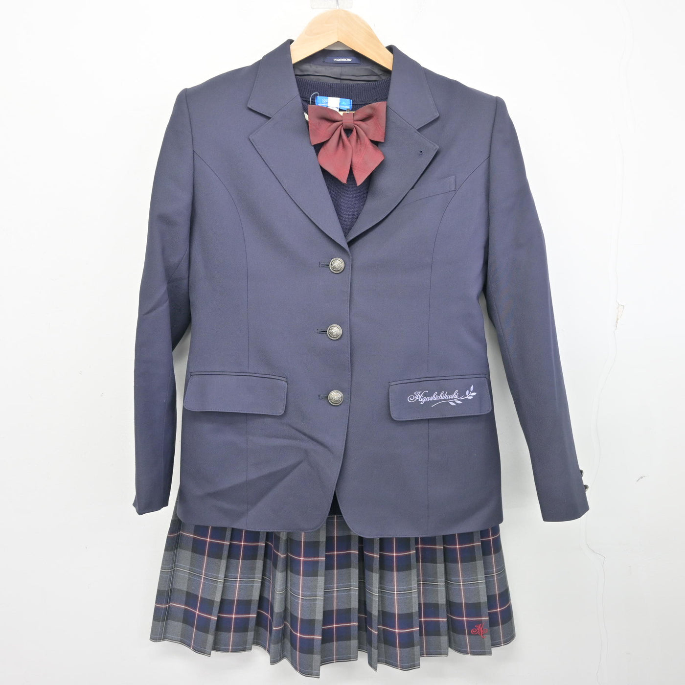 【中古】福岡県 東筑紫学園高等学校 女子制服 4点 (ブレザー・ニット・スカート) sf102149