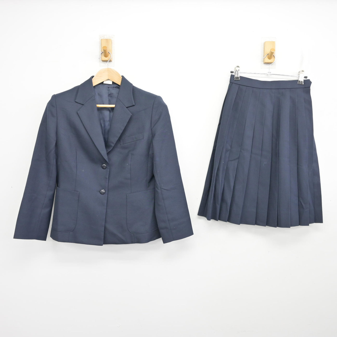 【中古】静岡県 藤枝東高等学校 女子制服 2点 (ブレザー・スカート) sf102168